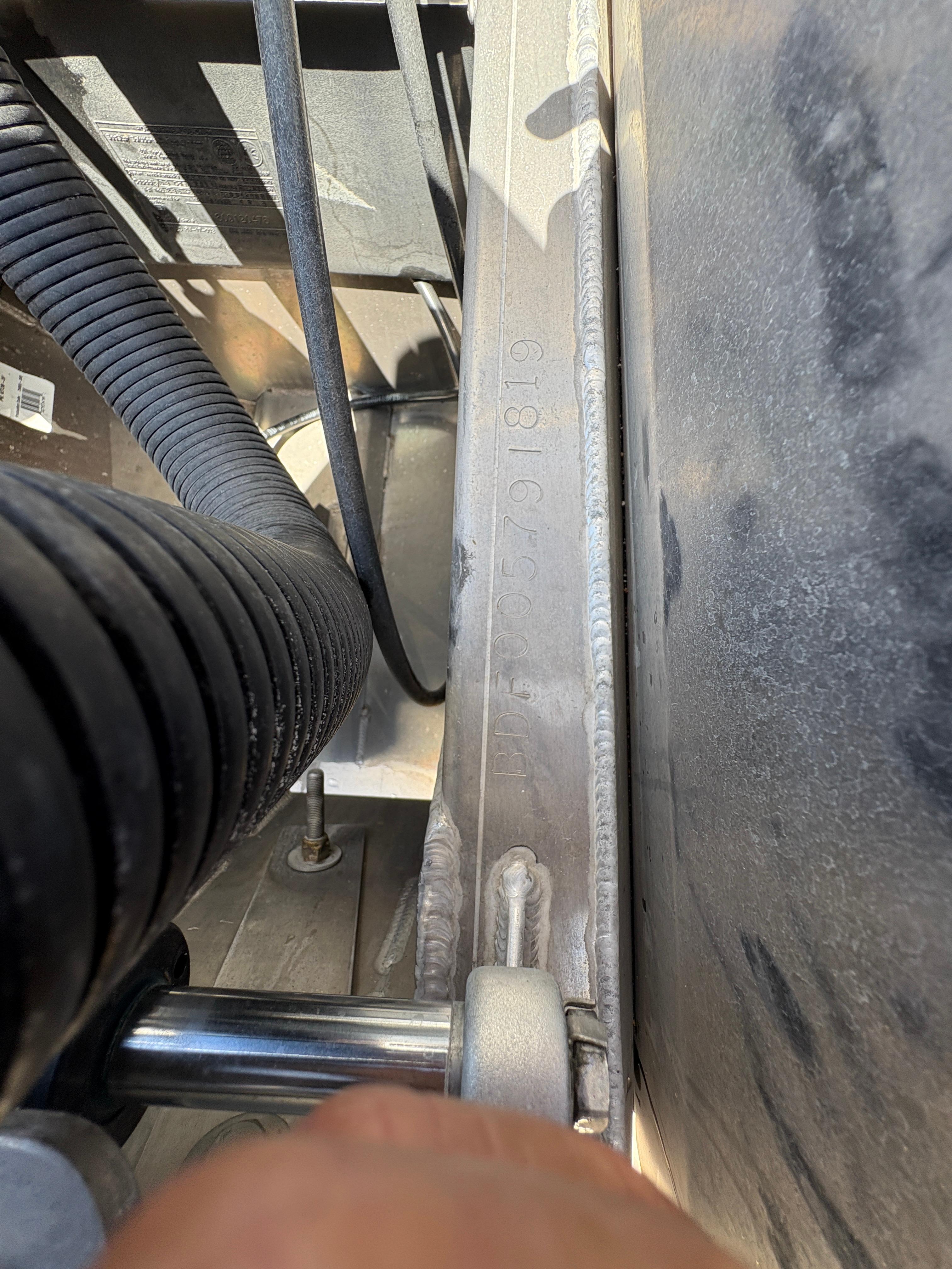 2019 Barletta E24Q #TBJC0579 inventory image at Sun Country Marine Group, Lake Havasu City, AZ 2019 Barletta E24Q #TBJC0579 inventory image at Sun Country Marine Group, Lake Havasu City, AZ