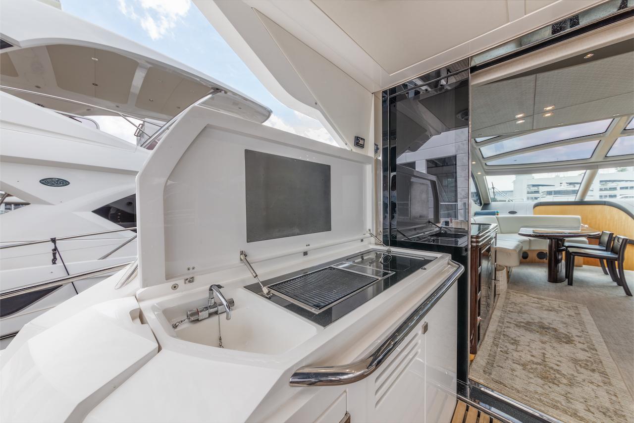 2013 Sunseeker Predator 68