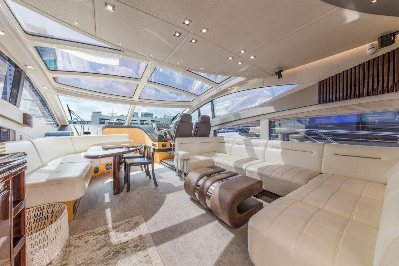 2013 Sunseeker Predator 68