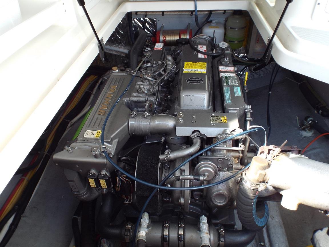 Yanmar 315 hp engine