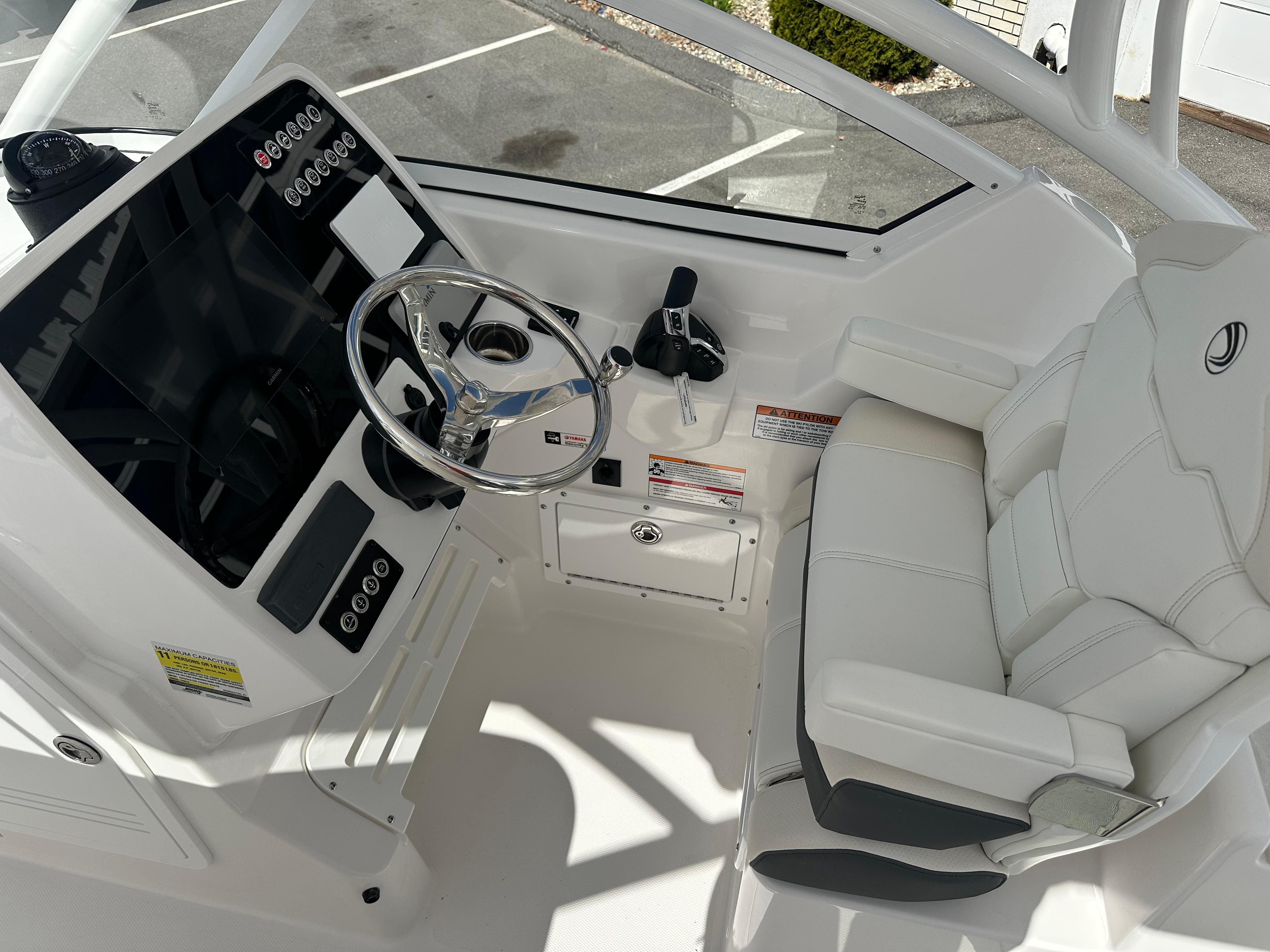 2026 Edgewater 248CX Crossover-23