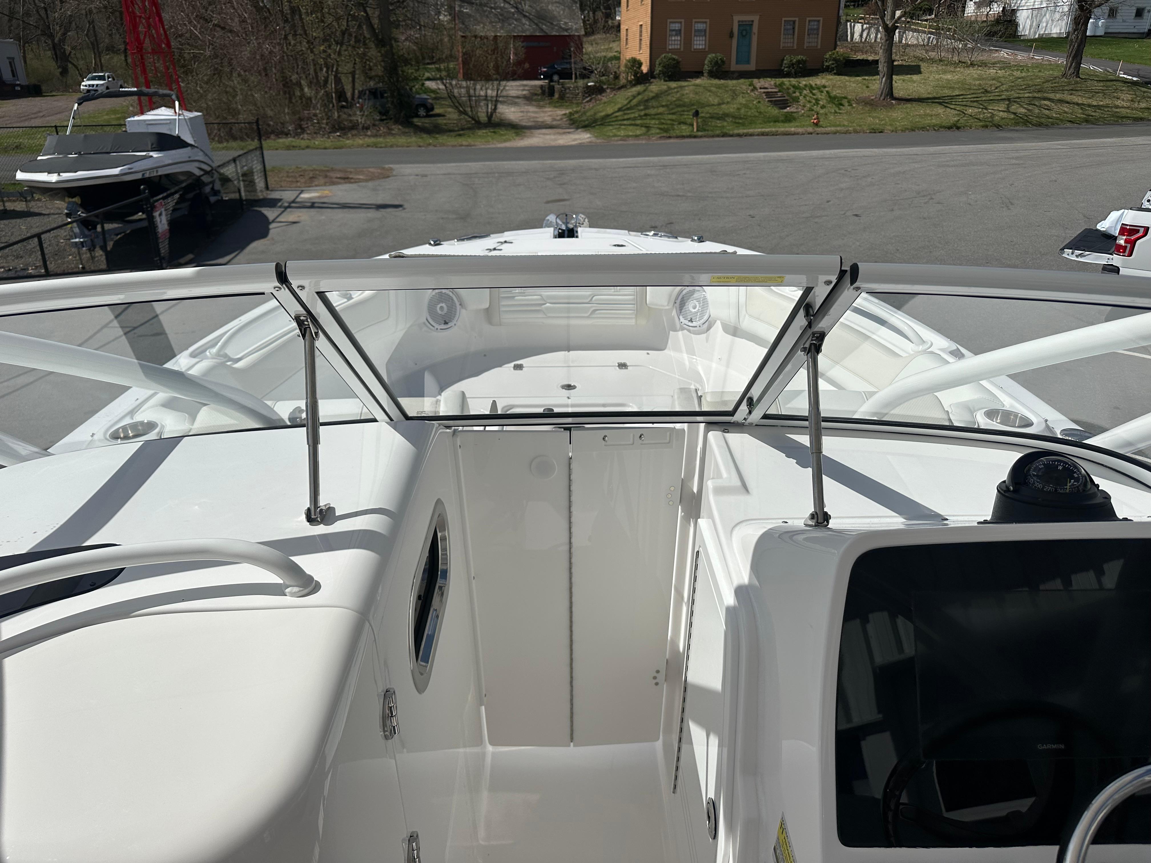 2026 Edgewater 248CX Crossover-27
