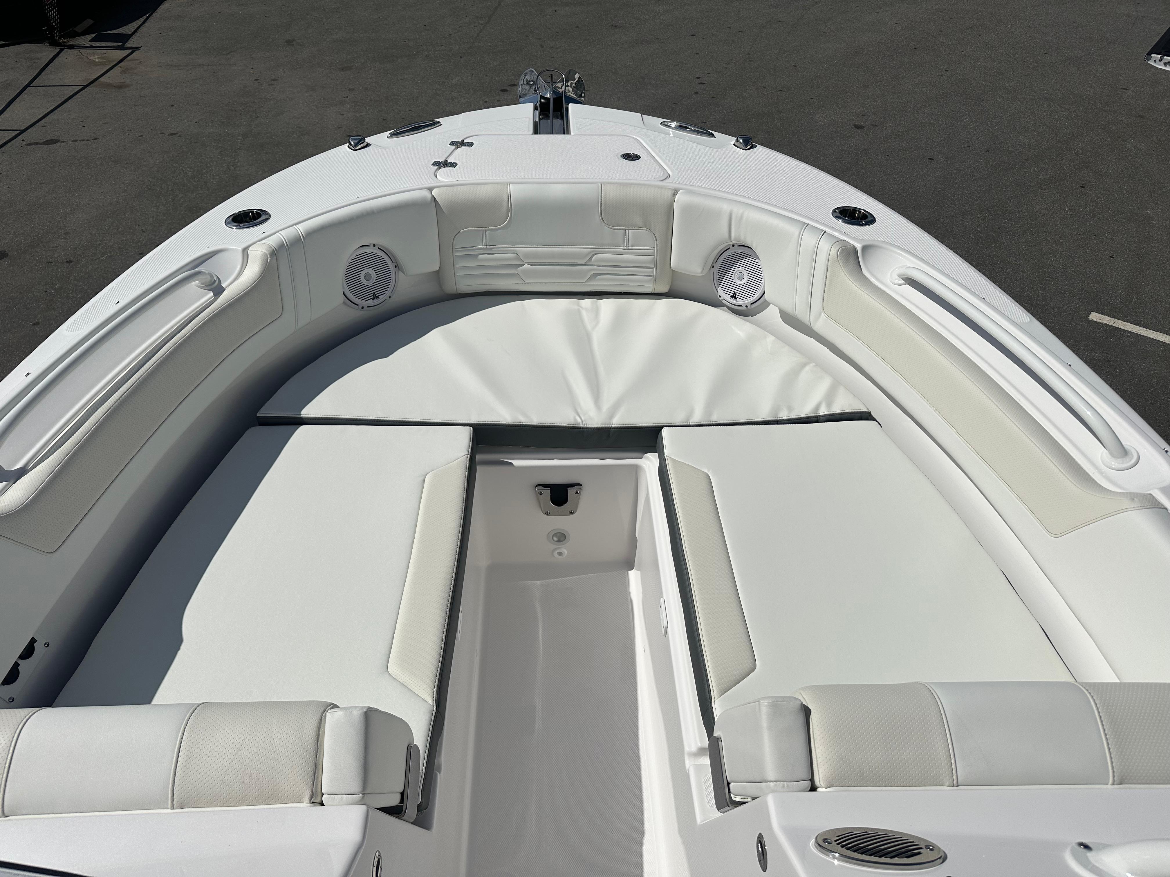 2026 Edgewater 248CX Crossover-30