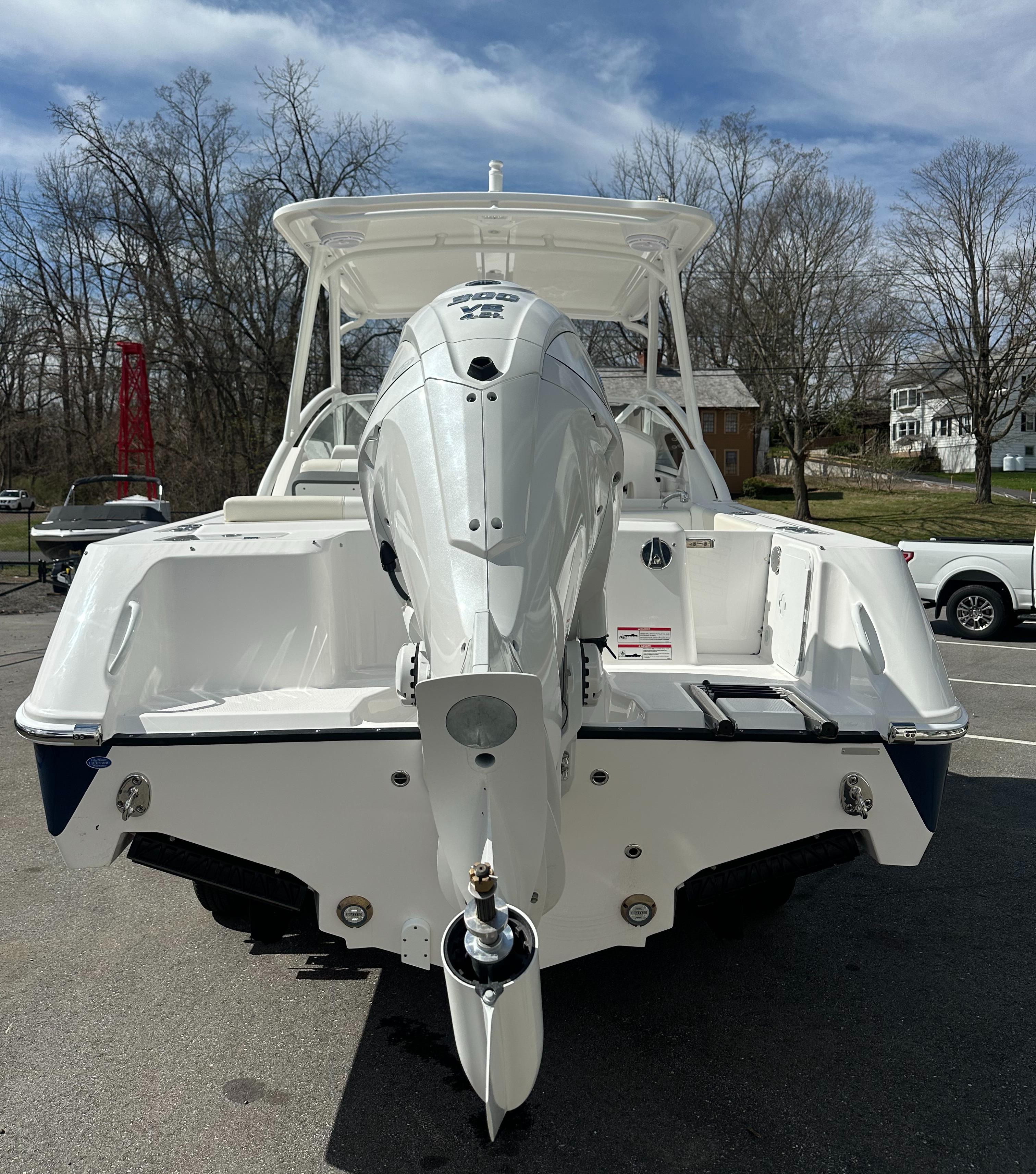 2026 Edgewater 248CX Crossover-6