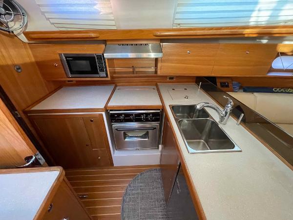 44' Catalina, Listing Number 100876606, Image No. 7