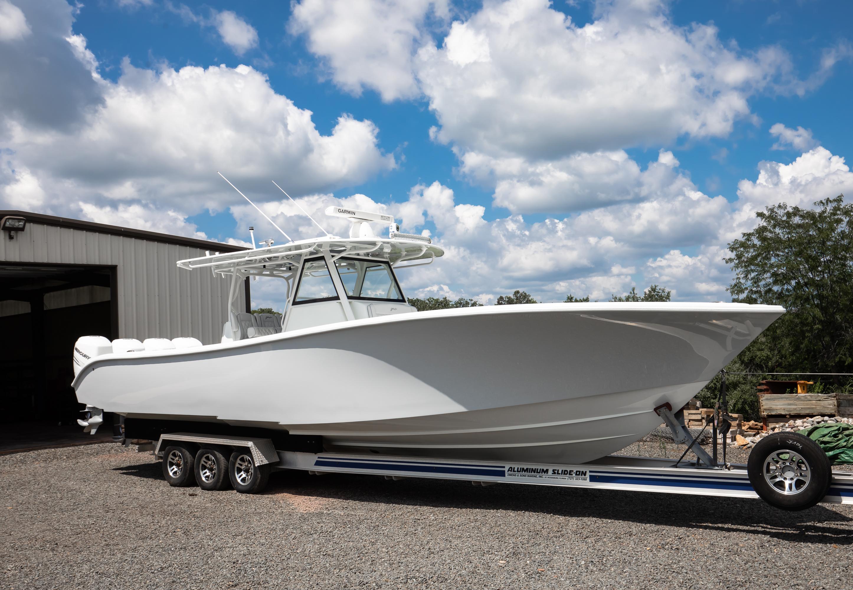 2019 Yellowfin 39 center console