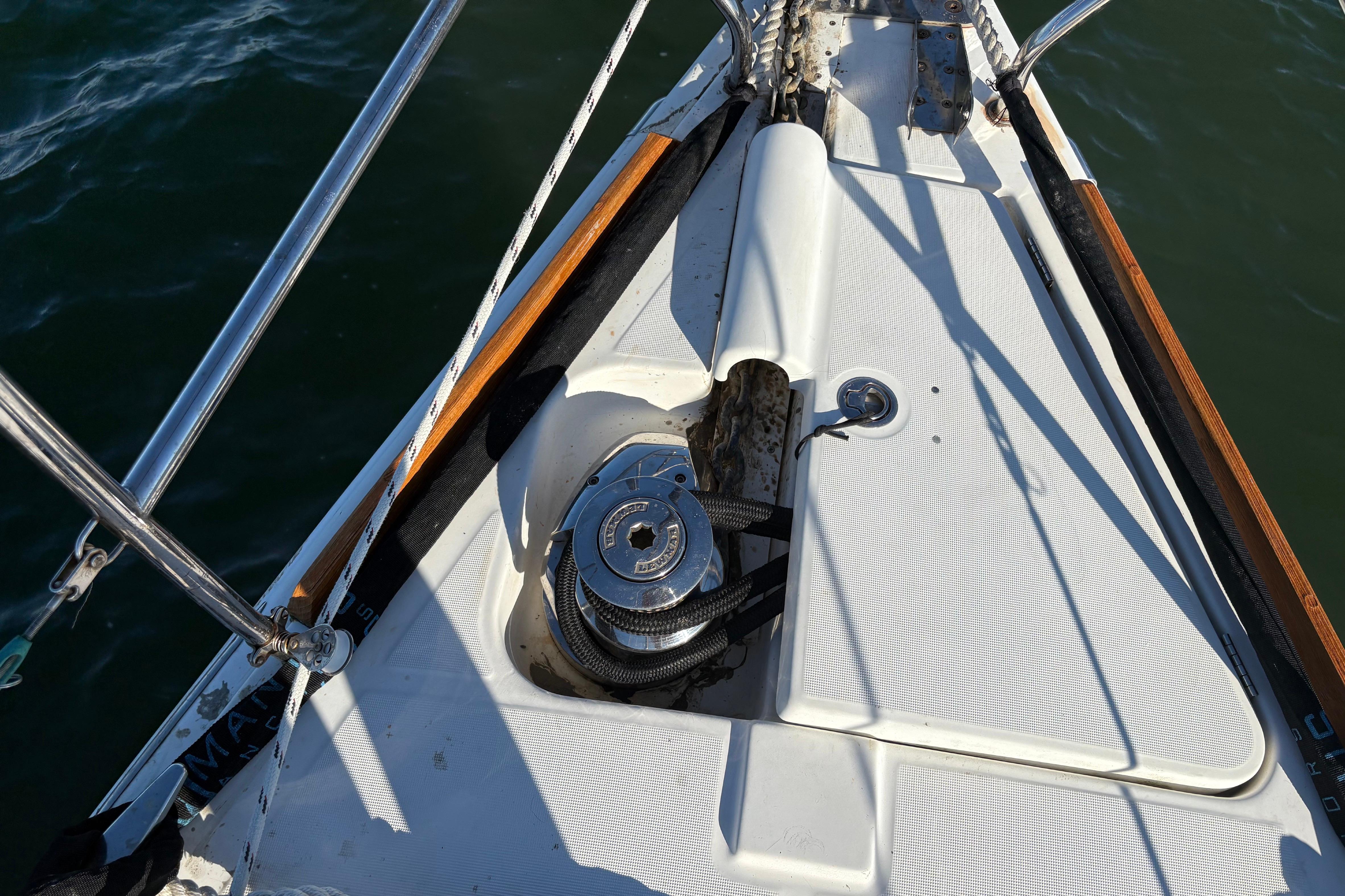 Yacht Photos Pics