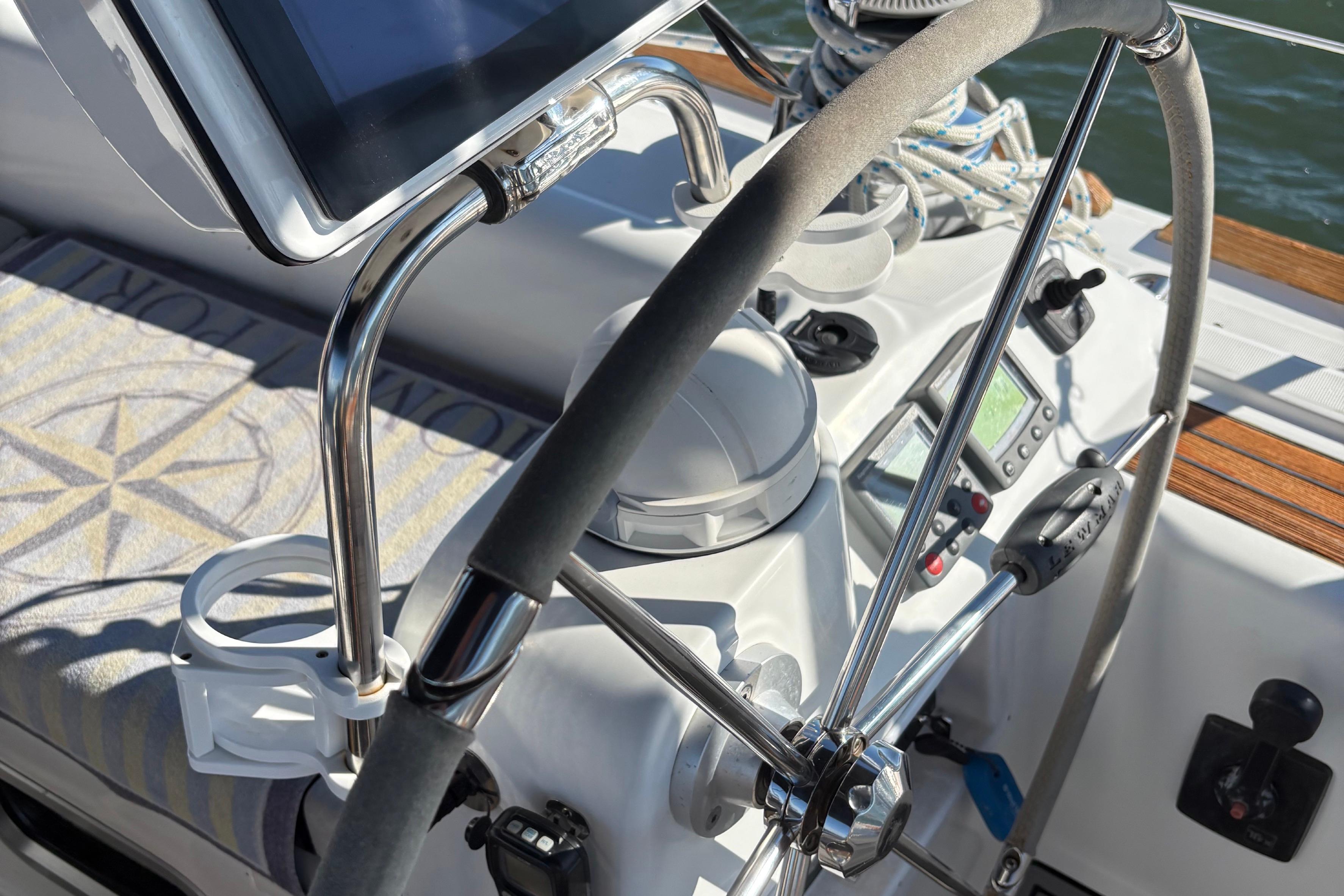 Yacht Photos Pics