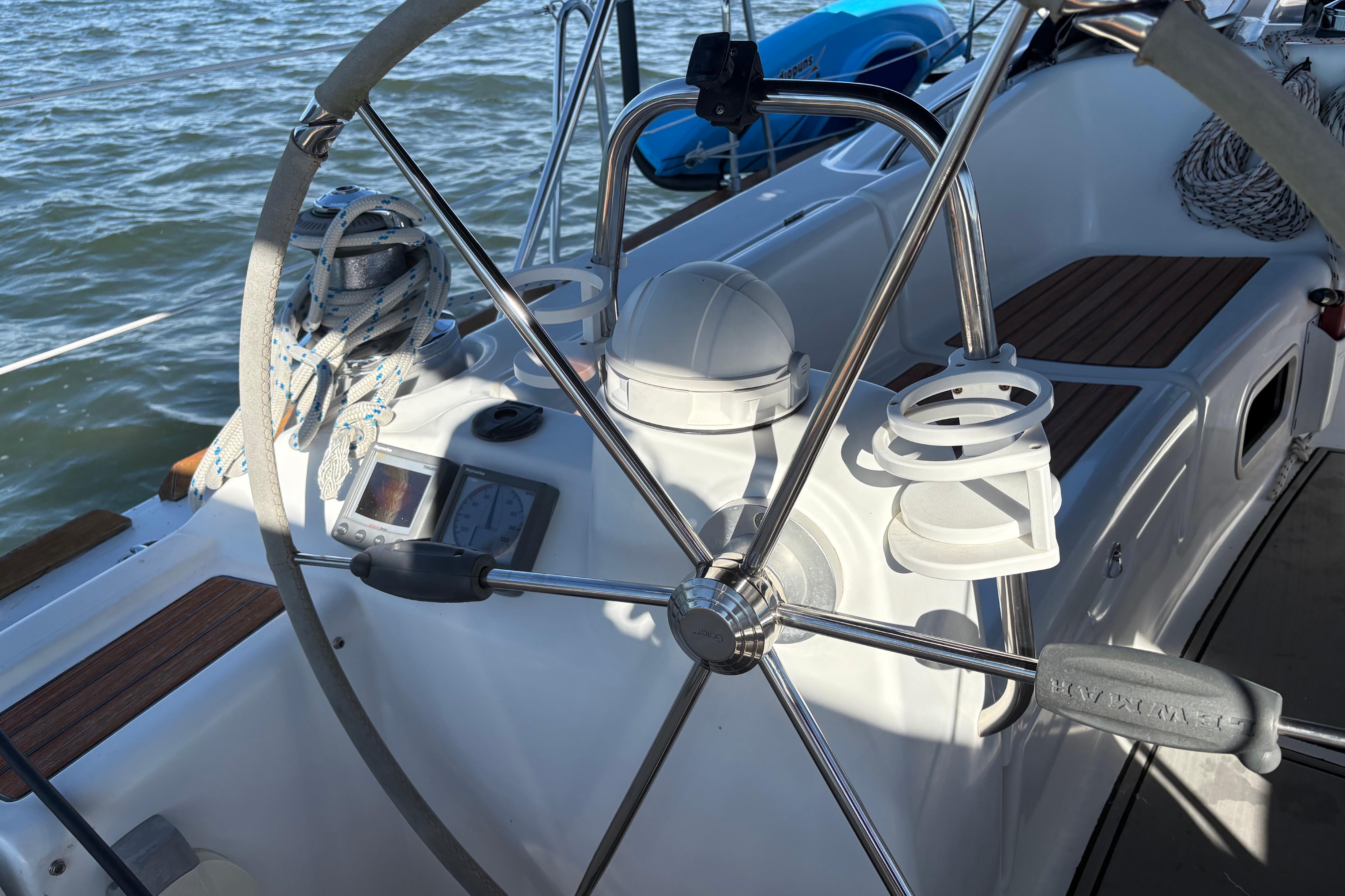 Yacht Photos Pics