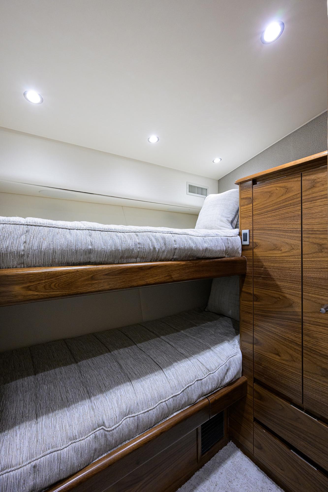 Viking 54 VICTORIOUS - Guest Stateroom Bunks