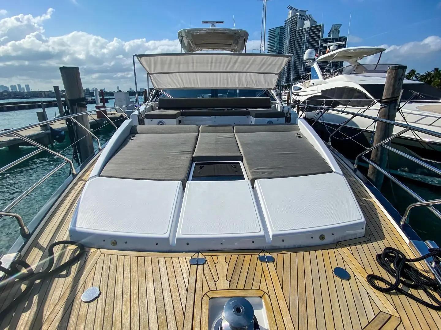 2018 Azimut 66'