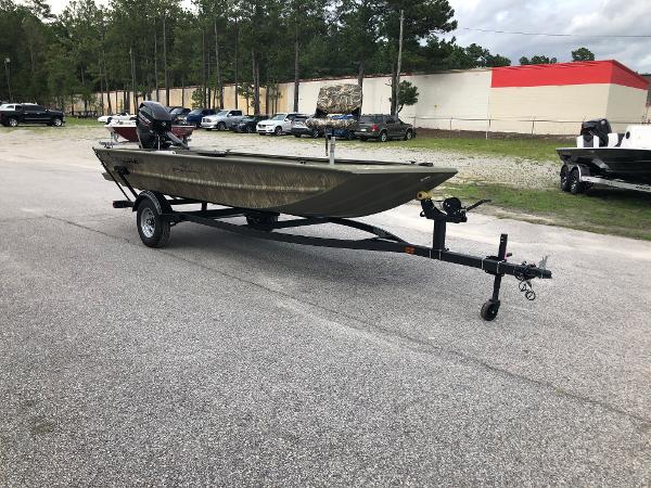 2022 Tracker Boats boat for sale, model of the boat is 1654 T Sportsman & Image # 4 of 25
