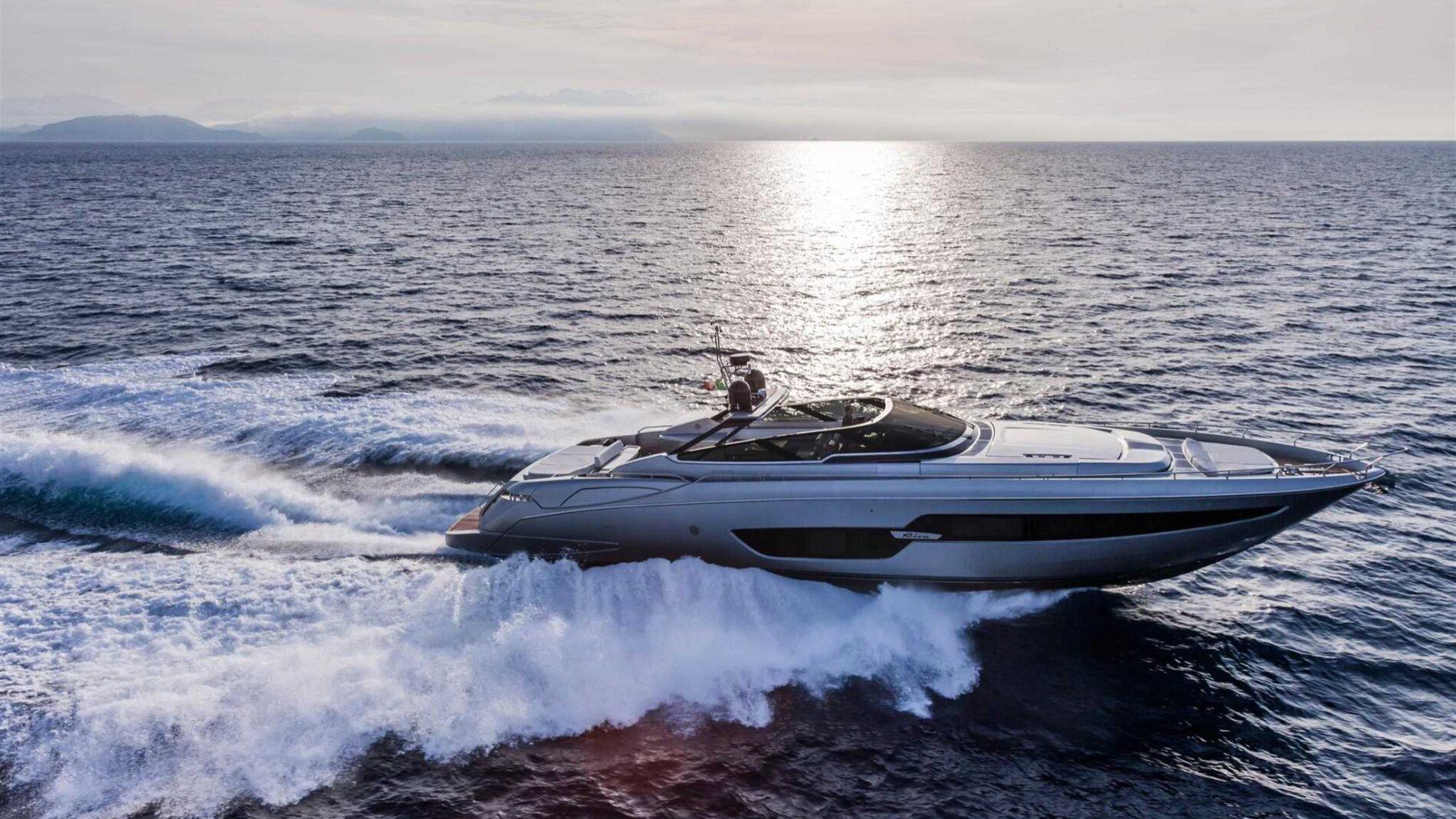 2017 Riva