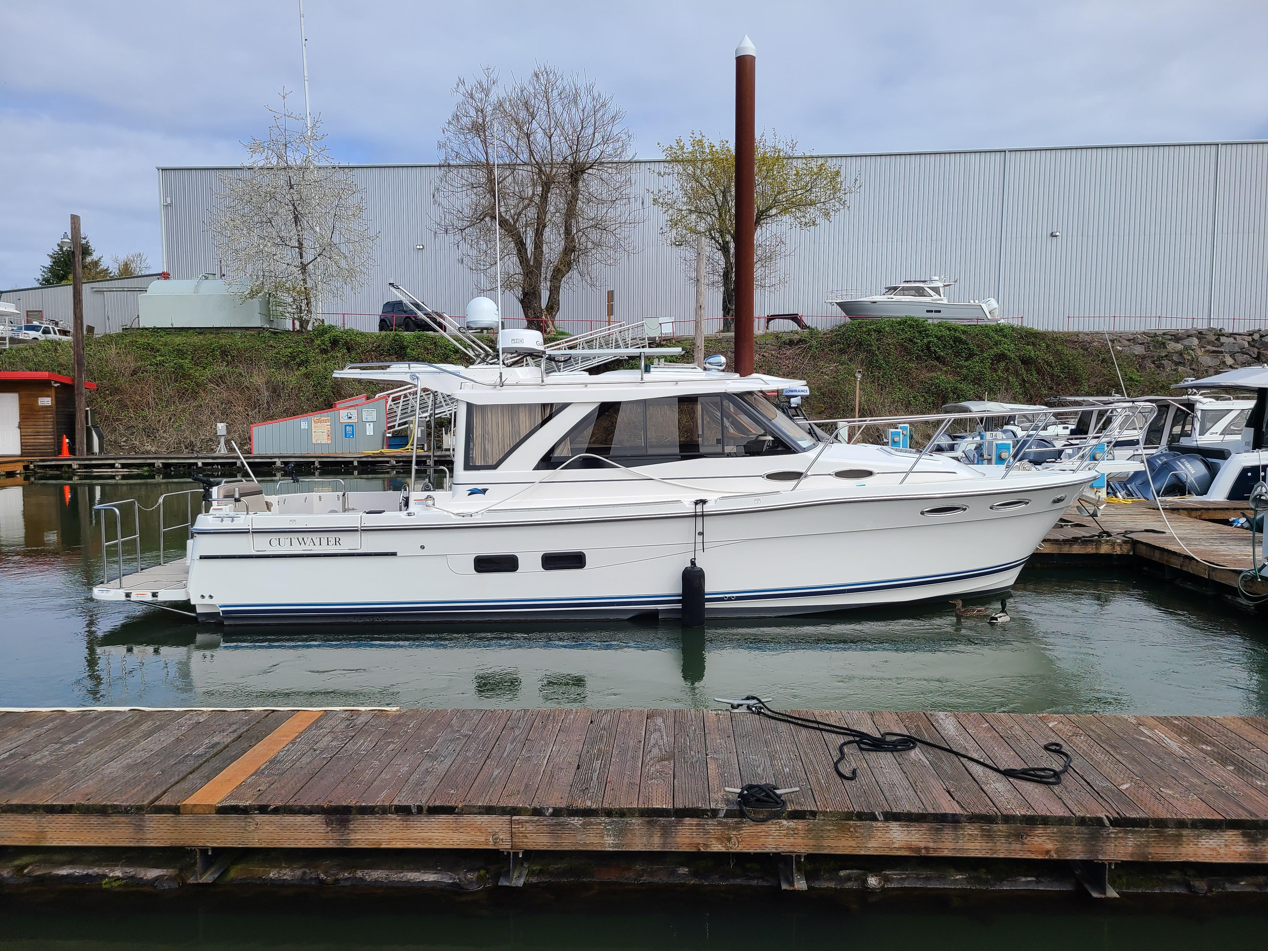 Cutwater-C-30 Sedan NW Edition 2023 -OR-US-9755061