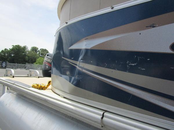 2012 SunChaser boat for sale, model of the boat is Classic Cruise 8524 Lounger & Image # 6 of 20