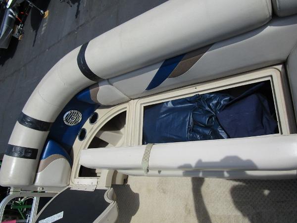 2012 SunChaser boat for sale, model of the boat is Classic Cruise 8524 Lounger & Image # 10 of 20