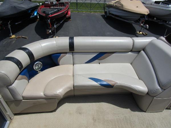 2012 SunChaser boat for sale, model of the boat is Classic Cruise 8524 Lounger & Image # 14 of 20