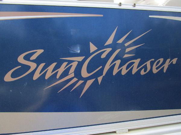 2012 SunChaser boat for sale, model of the boat is Classic Cruise 8524 Lounger & Image # 15 of 20