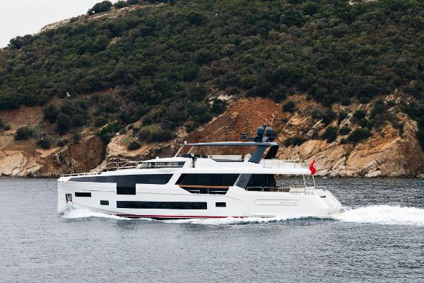 2021 Sirena 88