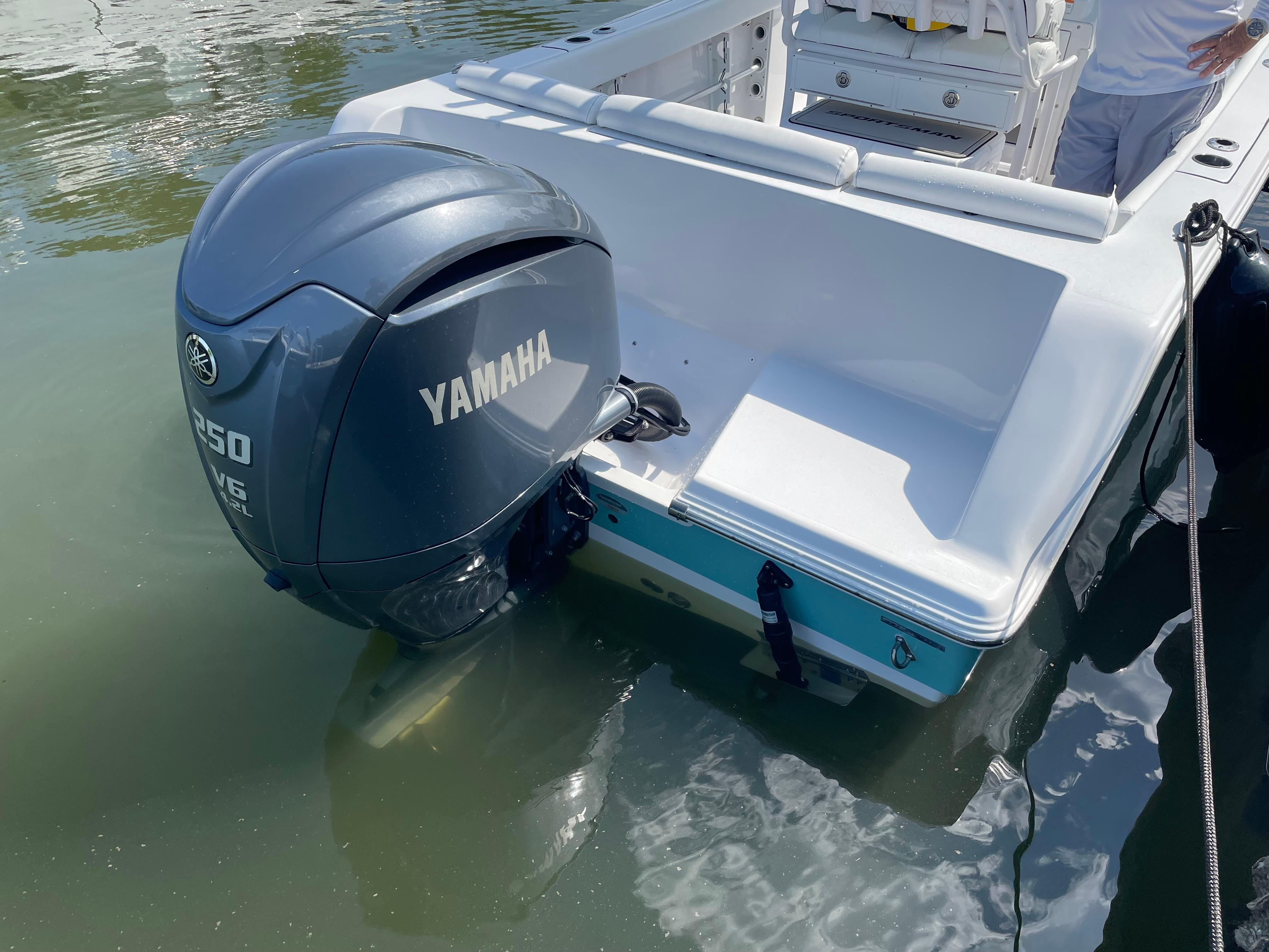 2023 Sportsman Heritage 231 Center Console-7