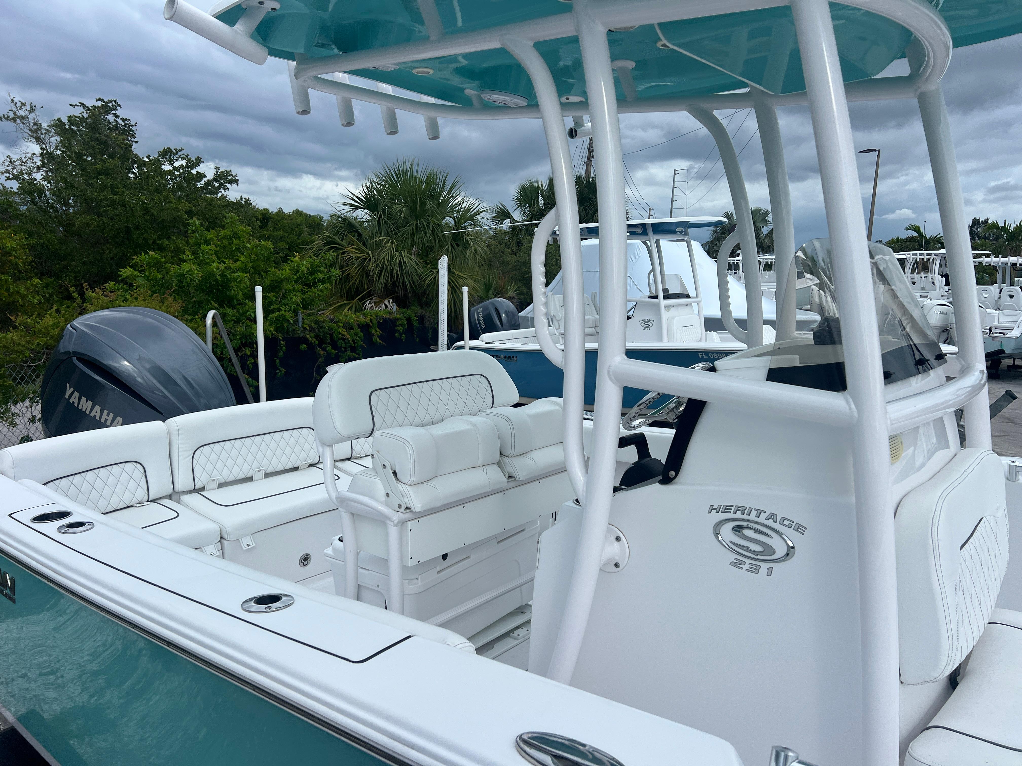 2023 Sportsman Heritage 231 Center Console-13
