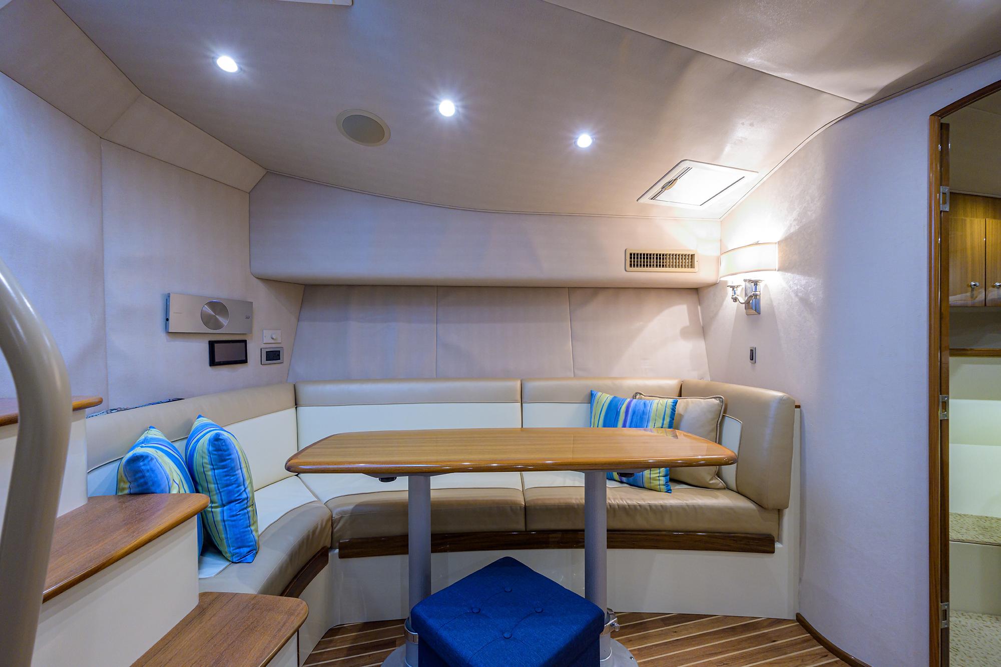Viking 42 Galene - Interior Cabin