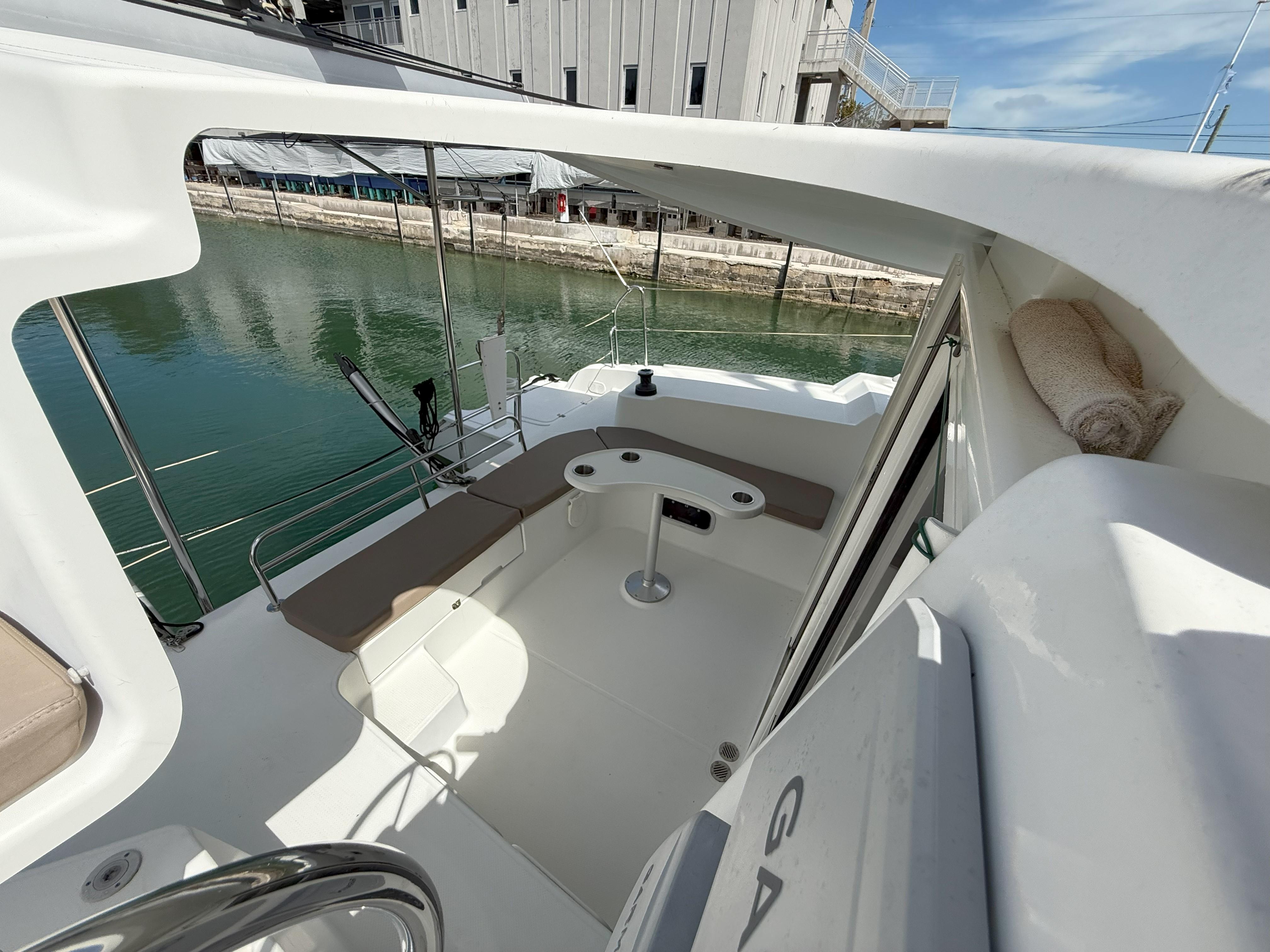 Fountaine Pajot-Mahe 36 Evolution  Owners Version 2014-Brake Aweigh SC-US-9725074 | Thumbnail