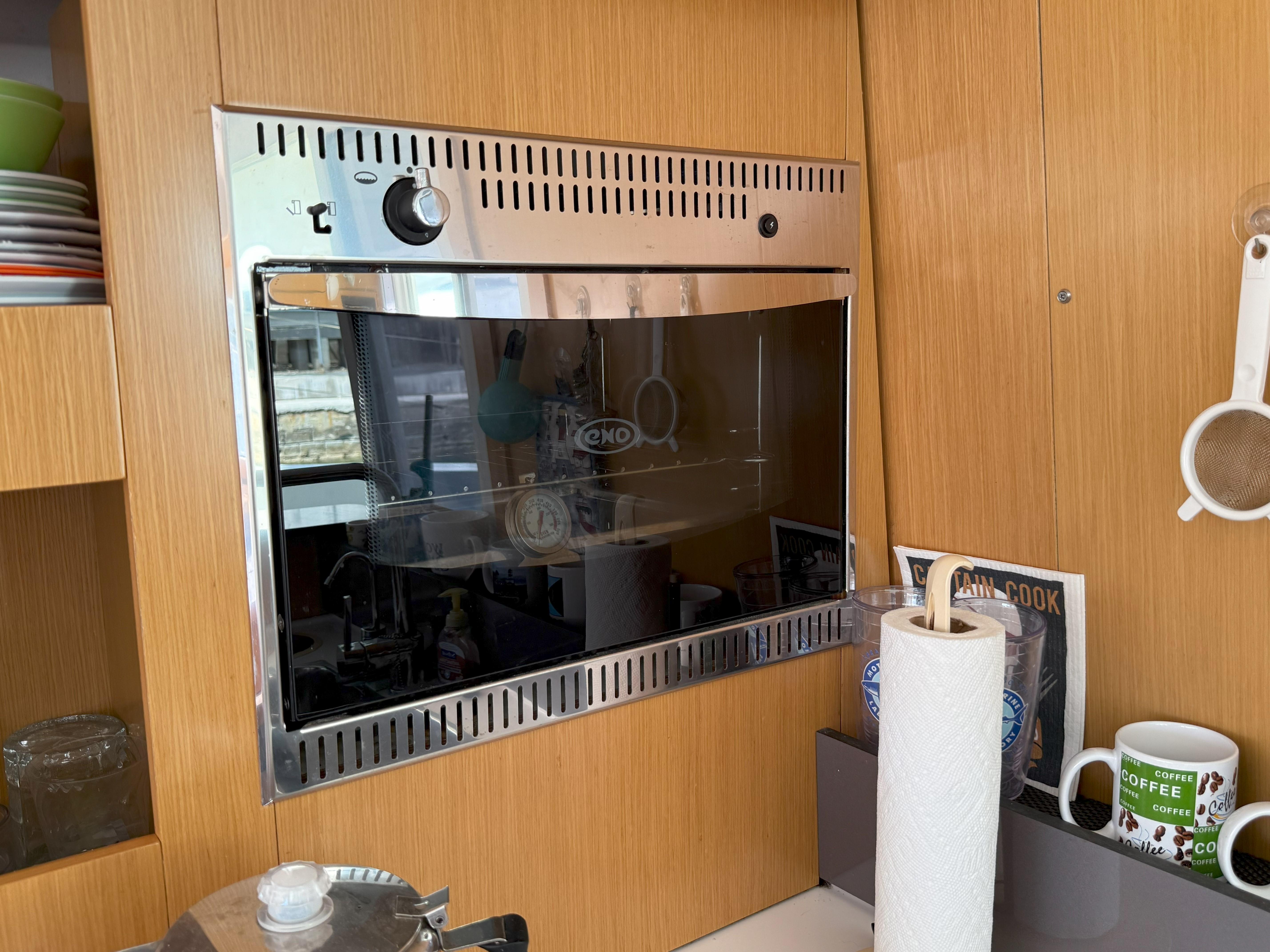 Fountaine Pajot-Mahe 36 Evolution  Owners Version 2014-Brake Aweigh SC-US-9725074 | Thumbnail