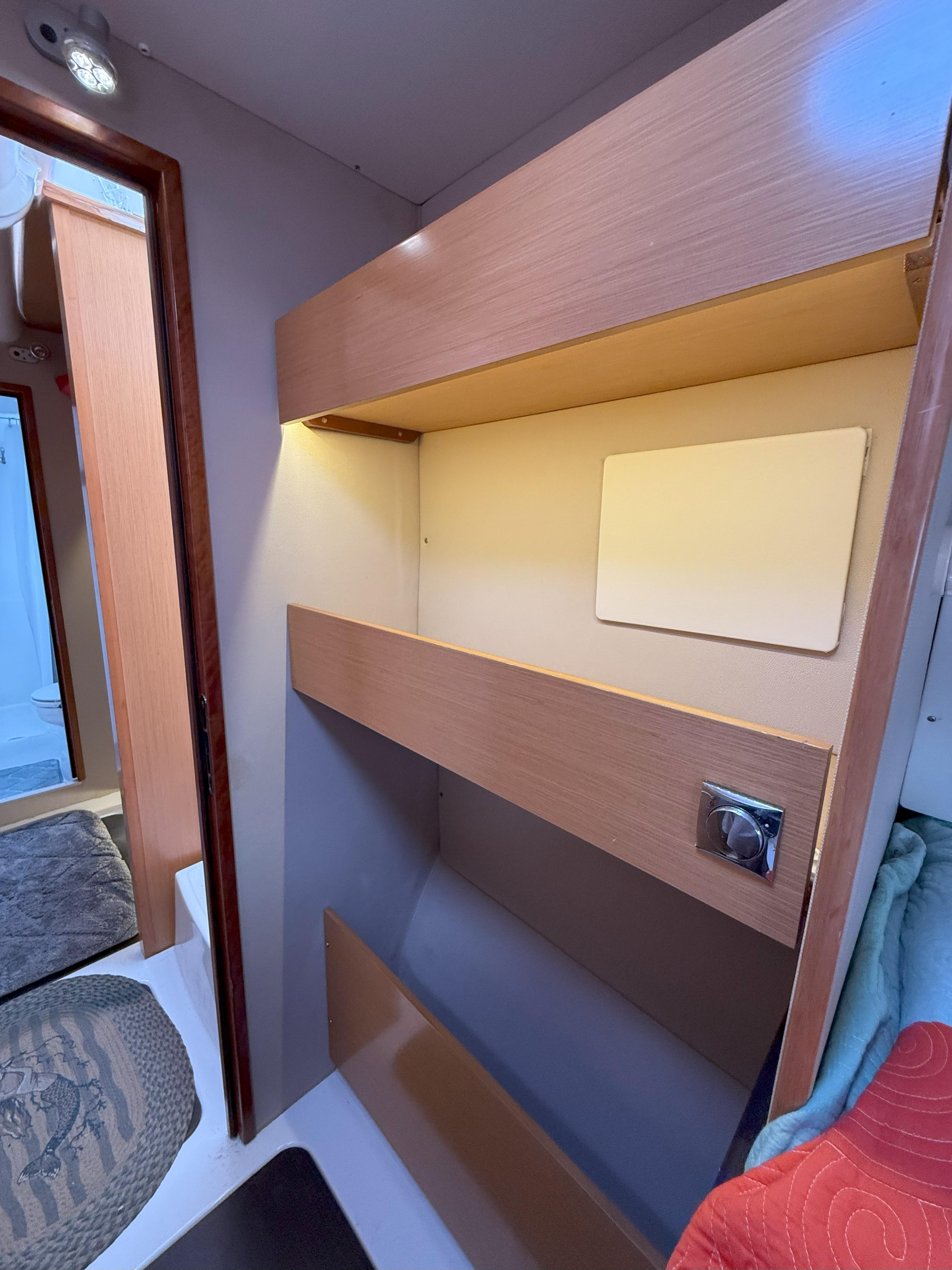 Fountaine Pajot-Mahe 36 Evolution  Owners Version 2014-Brake Aweigh SC-US-9725074 | Thumbnail