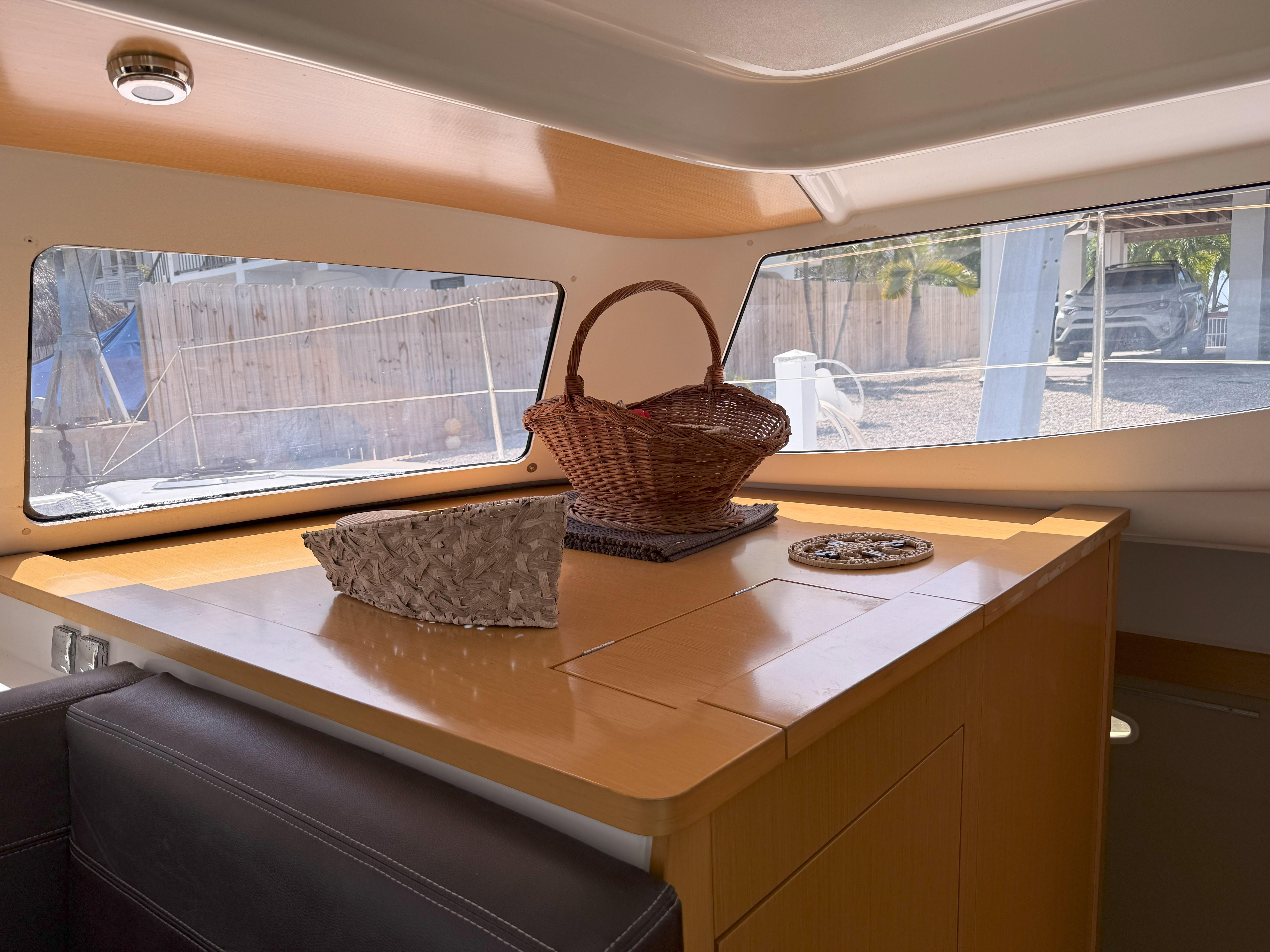 Fountaine Pajot-Mahe 36 Evolution  Owners Version 2014-Brake Aweigh SC-US-9725074 | Thumbnail