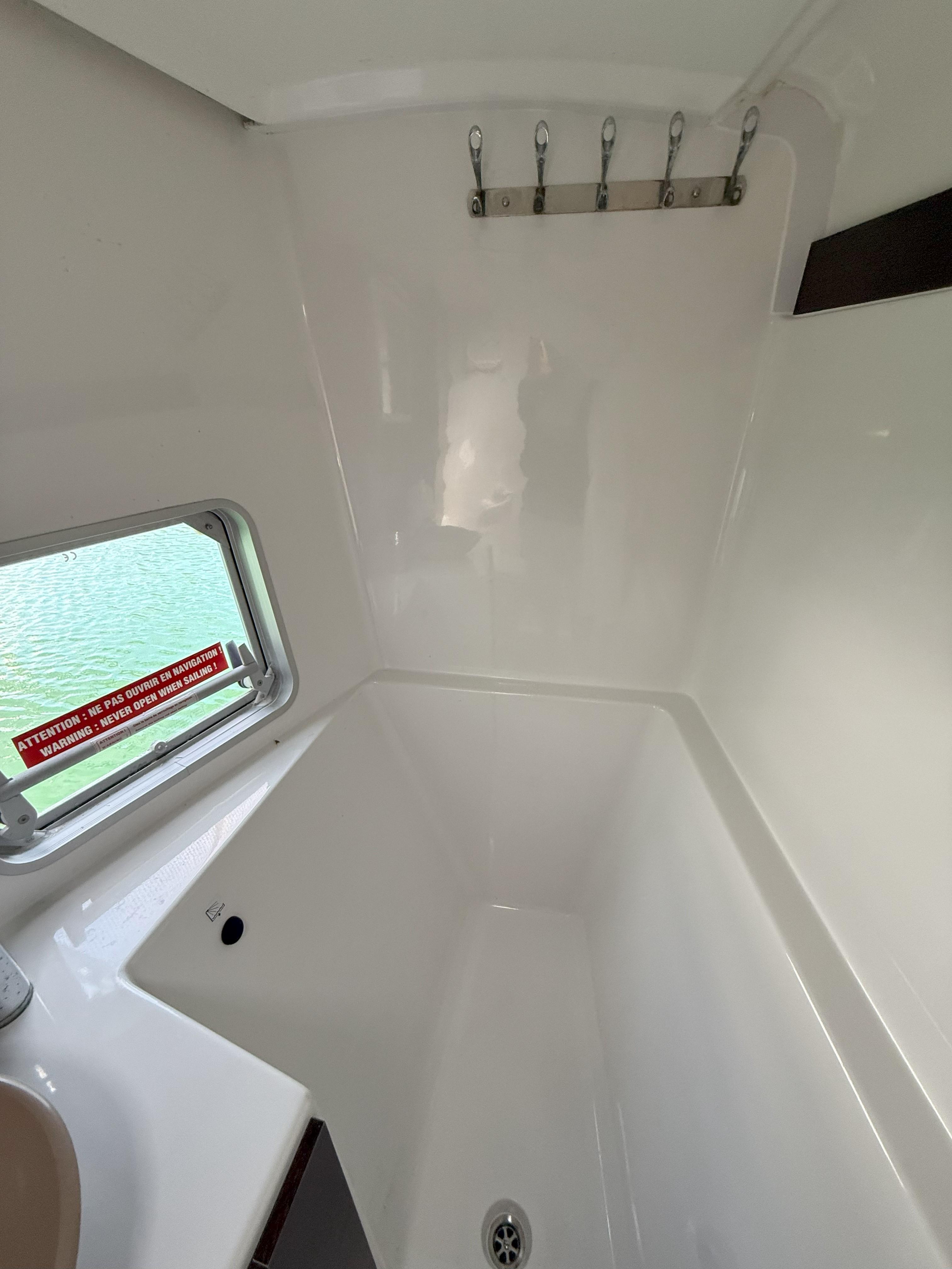Fountaine Pajot-Mahe 36 Evolution  Owners Version 2014-Brake Aweigh SC-US-9725074 | Thumbnail