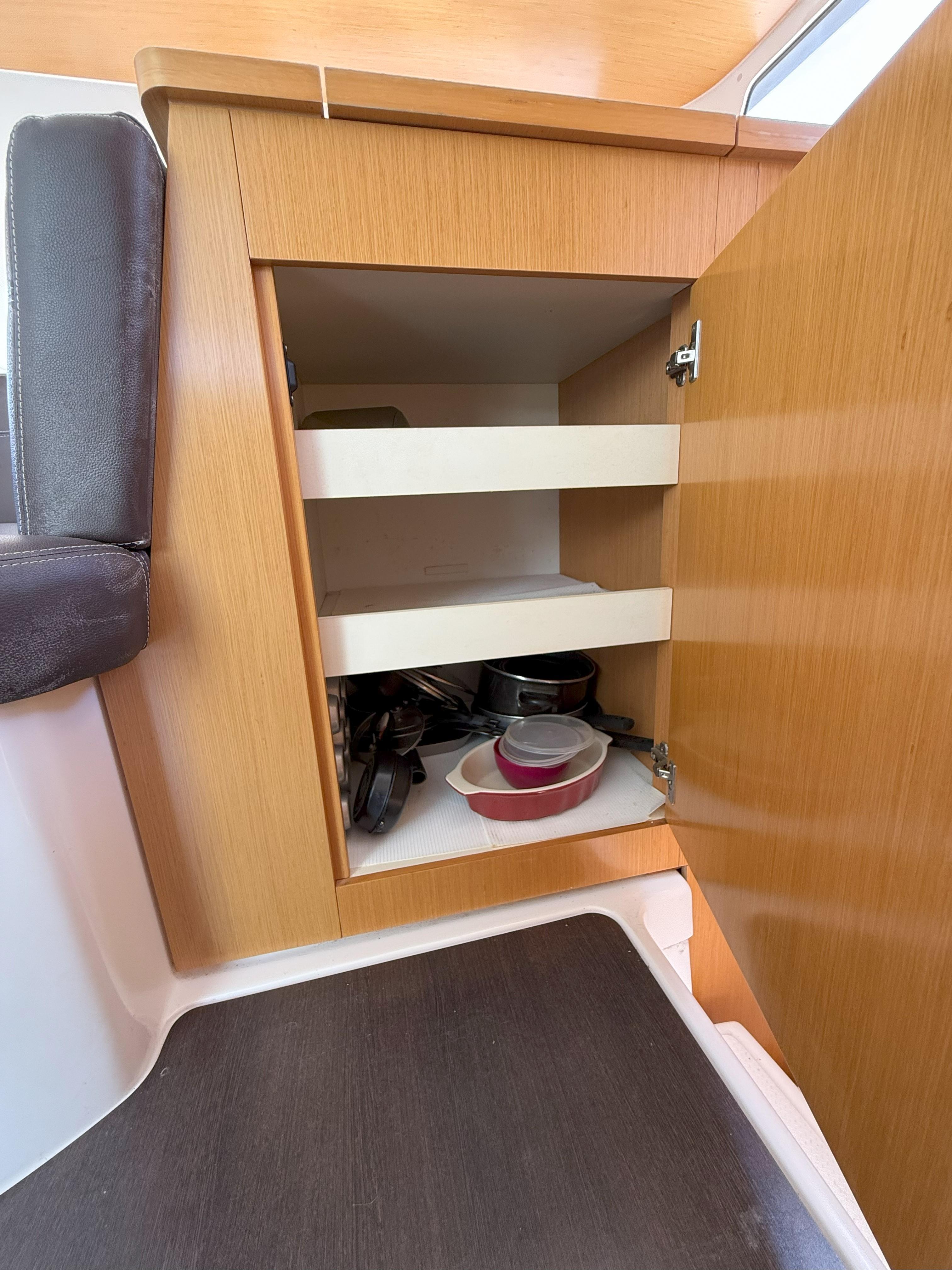 Fountaine Pajot-Mahe 36 Evolution  Owners Version 2014-Brake Aweigh SC-US-9725074 | Thumbnail
