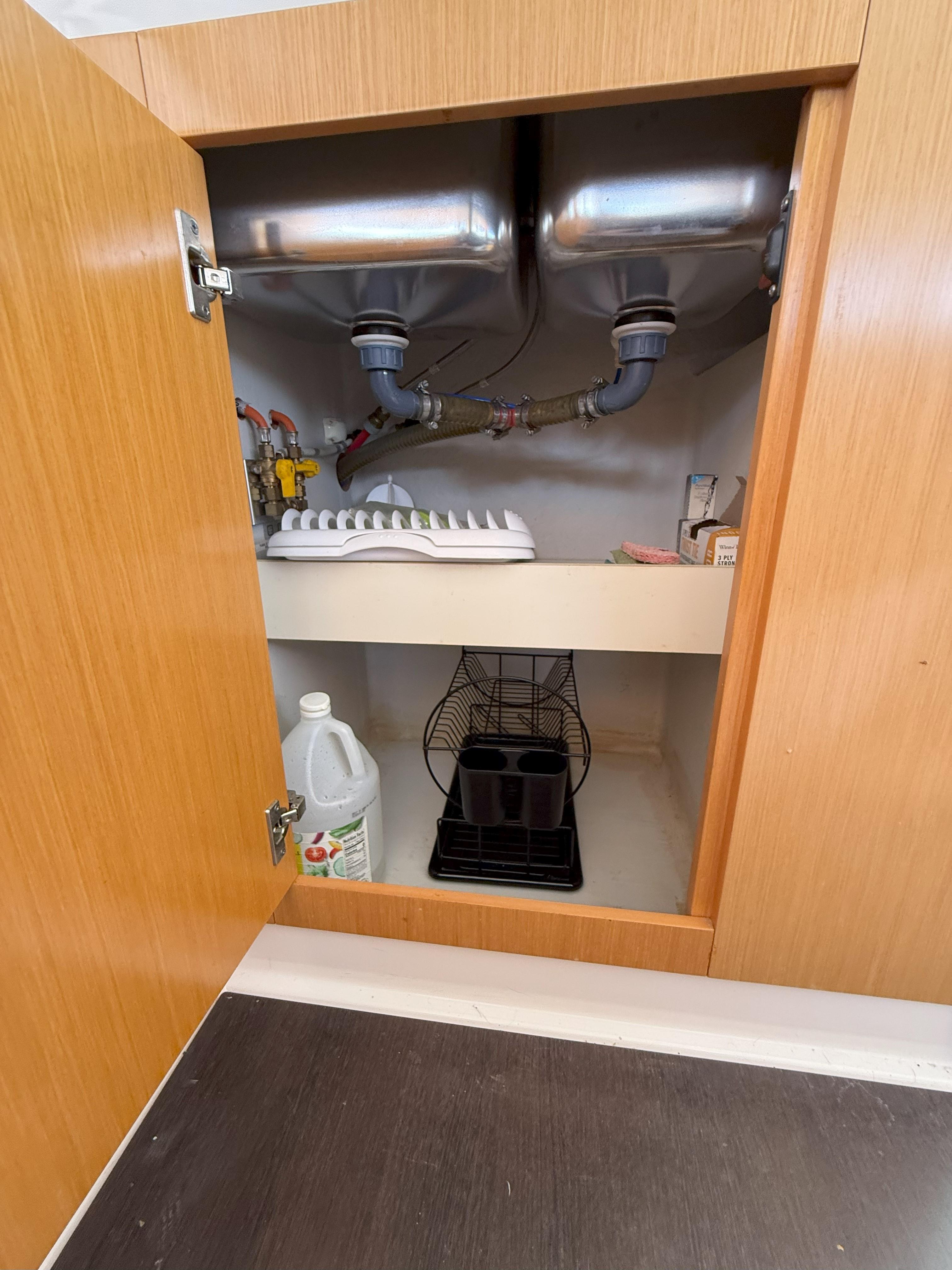 Fountaine Pajot-Mahe 36 Evolution  Owners Version 2014-Brake Aweigh SC-US-9725074 | Thumbnail