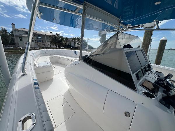 40' Intrepid, Listing Number 100913968, - Photo No. 18