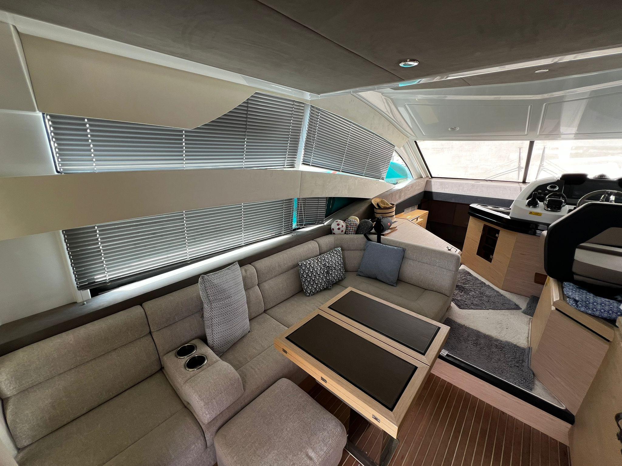 Yacht Photos Pics