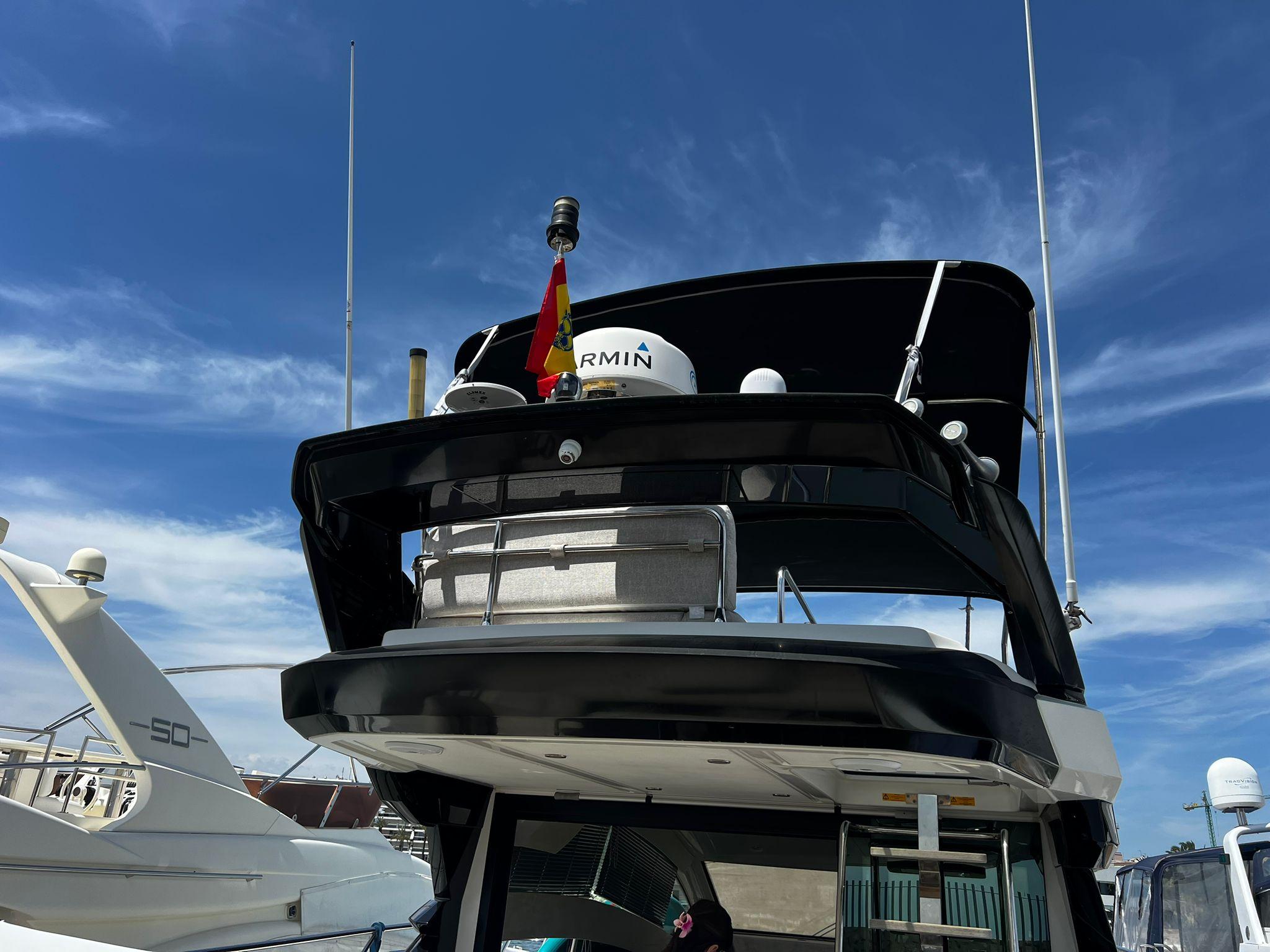 Yacht Photos Pics