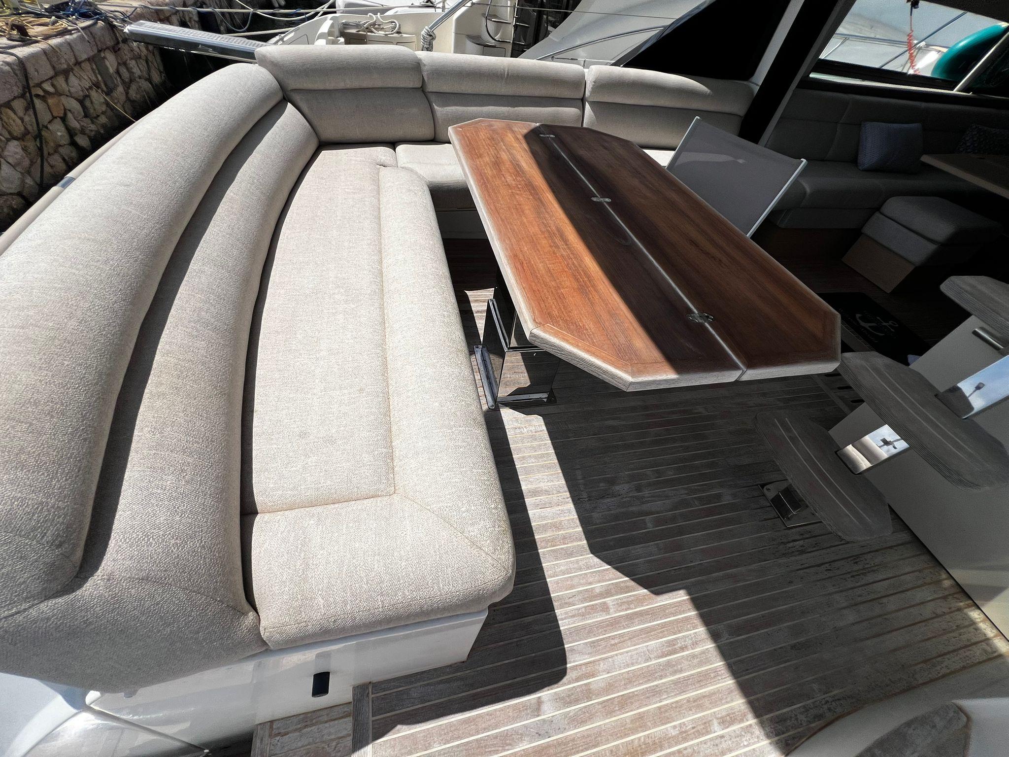 Yacht Photos Pics