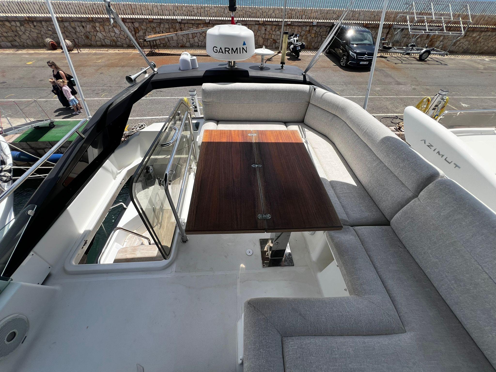 Yacht Photos Pics