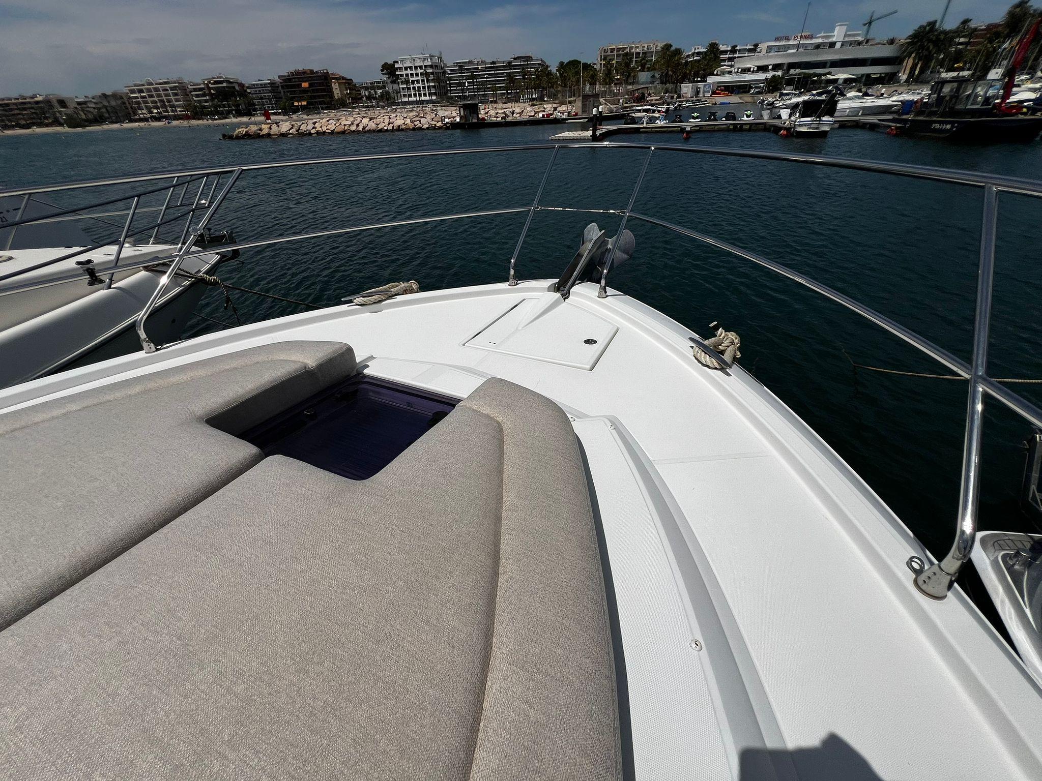 Yacht Photos Pics