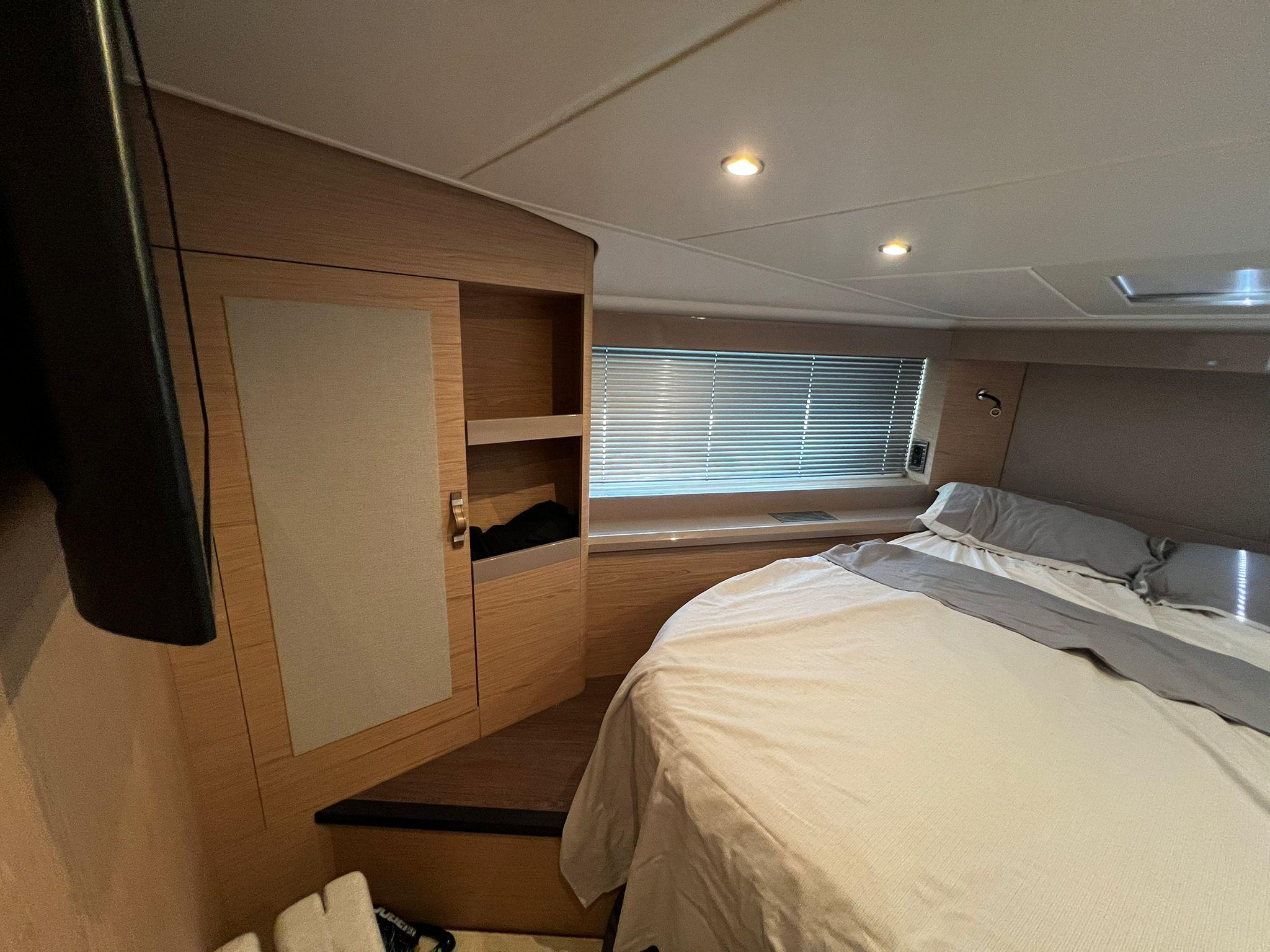 Yacht Photos Pics