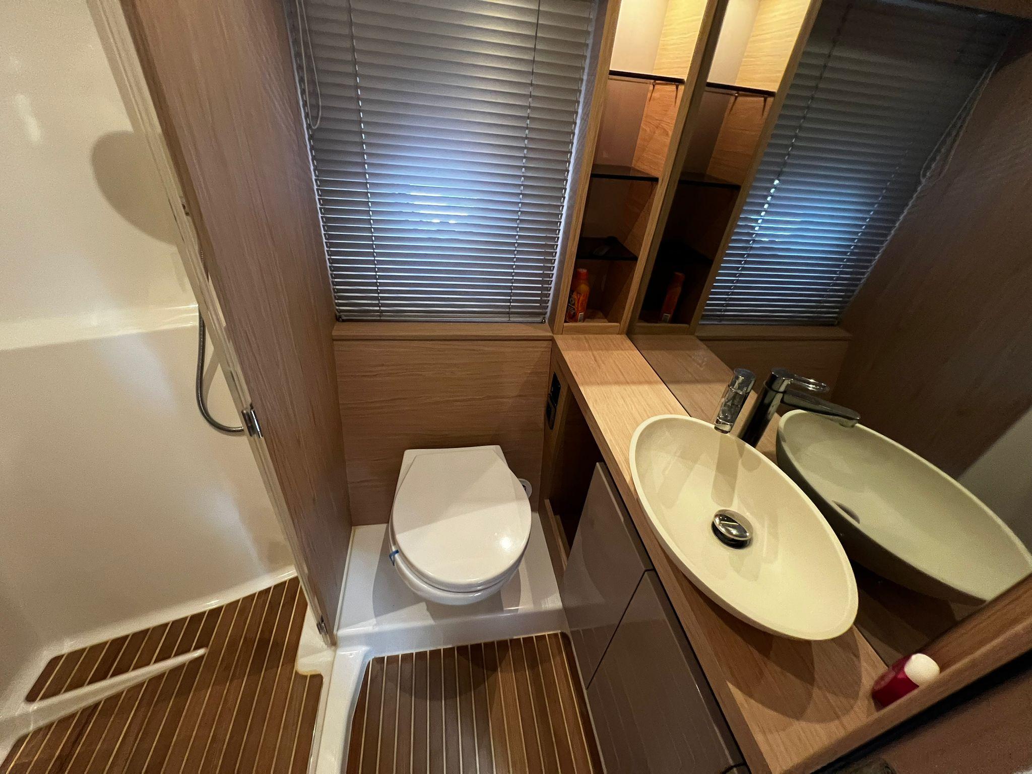 Yacht Photos Pics