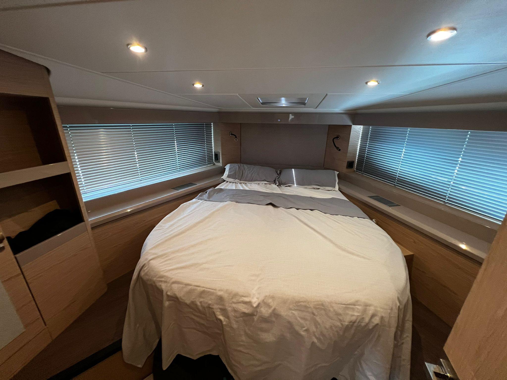 Yacht Photos Pics