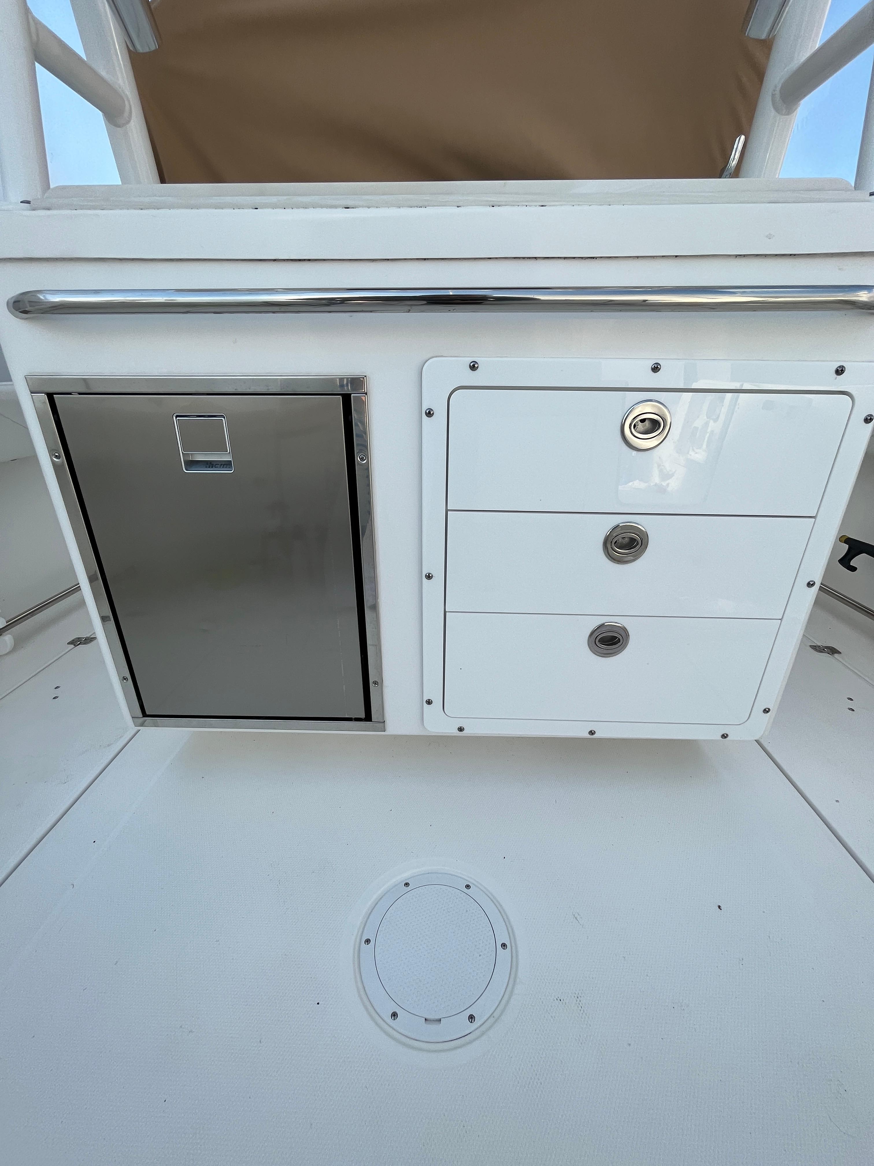 2022-edgewater-285cc-power-9705084-20250305084118158-1_XLARGE