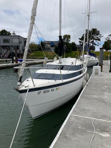 2004 MacGregor M