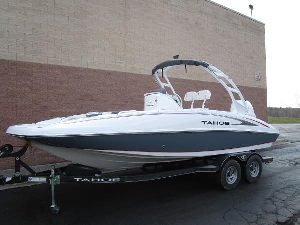2021 Tahoe boat for sale, model of the boat is 2150 CC & Image # 2 of 26