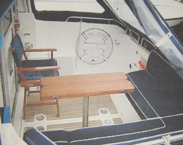 Nimbus 320 coupe