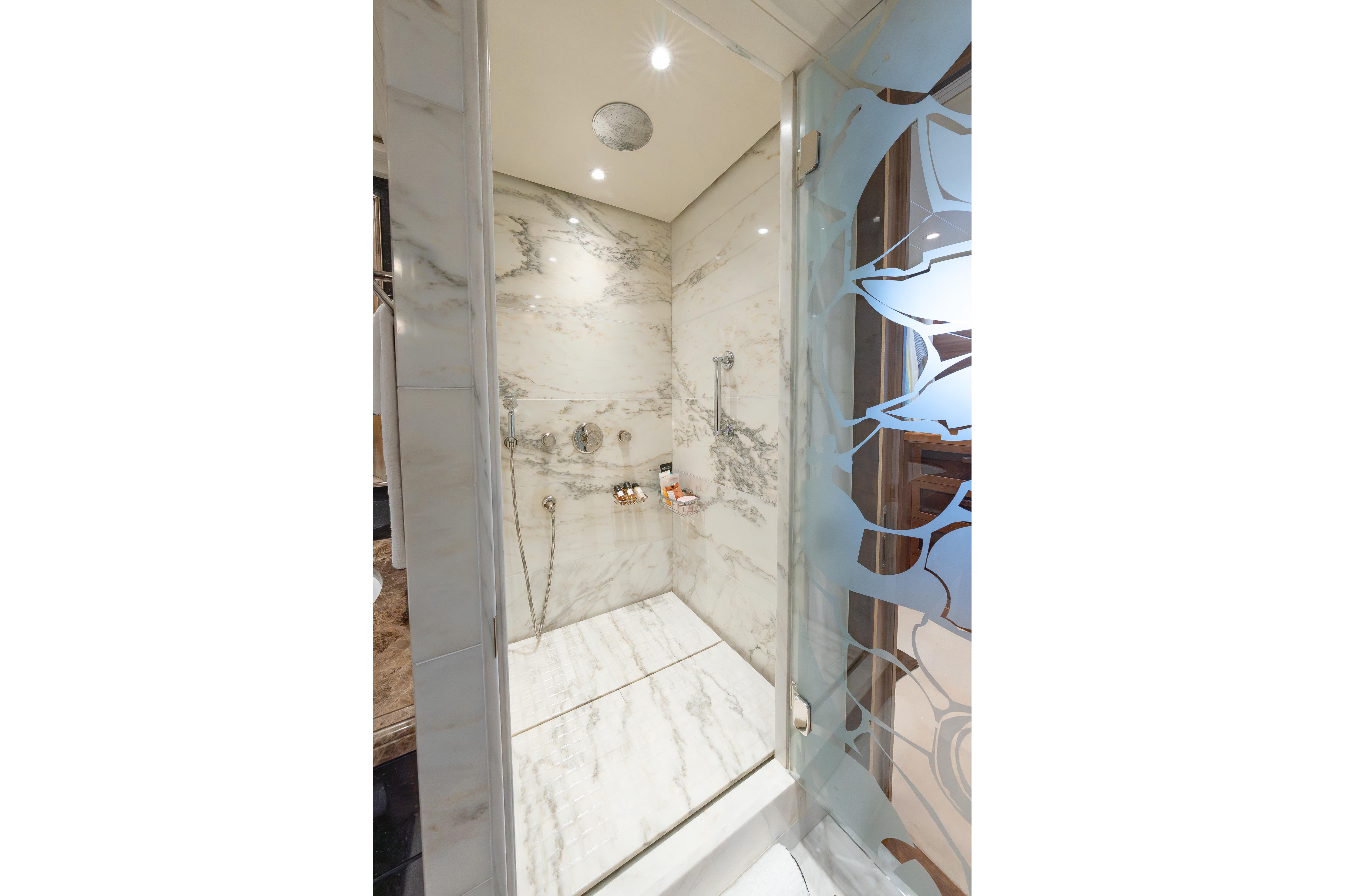 Timmerman Expedition Tri-Deck