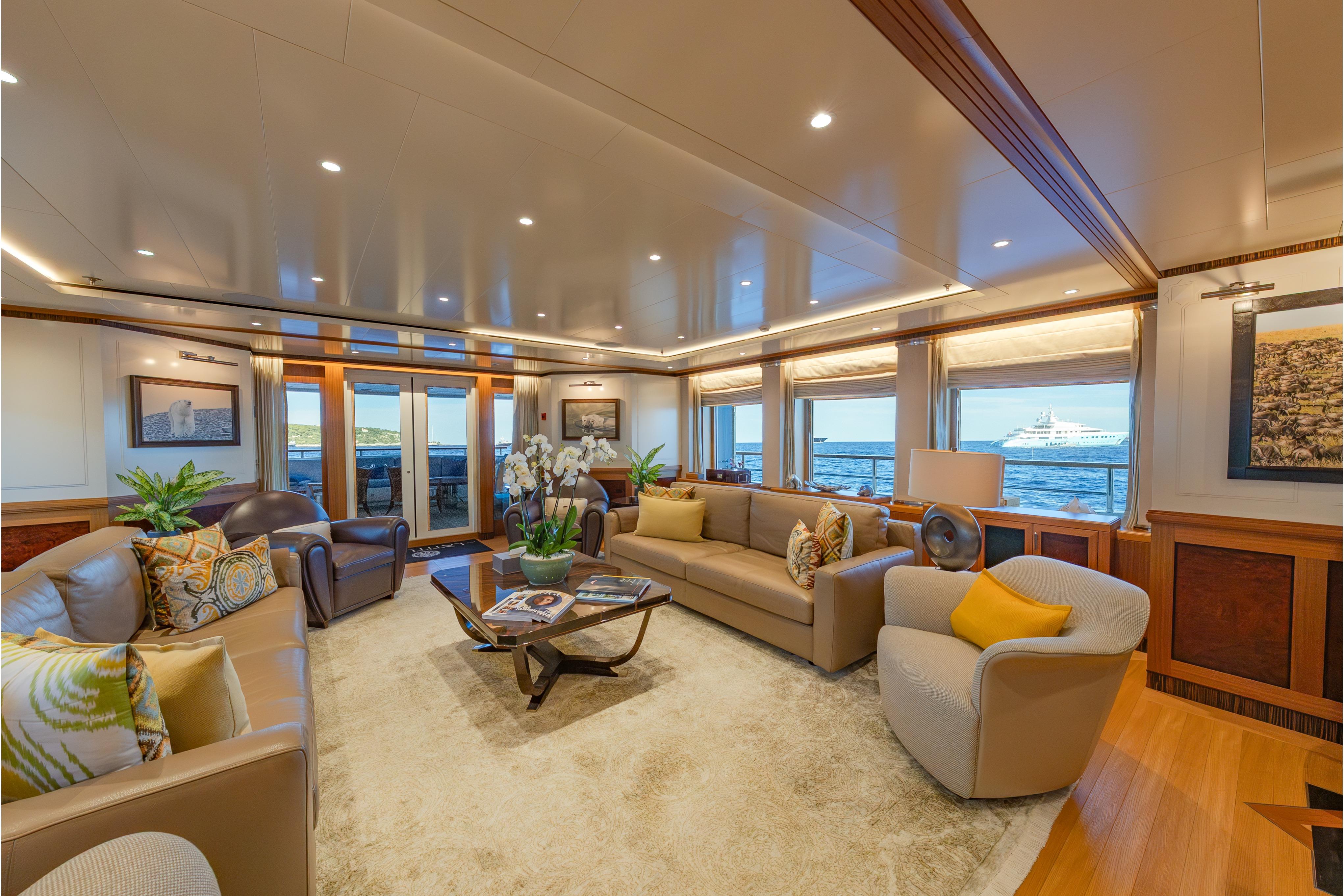 Timmerman Expedition Tri-Deck