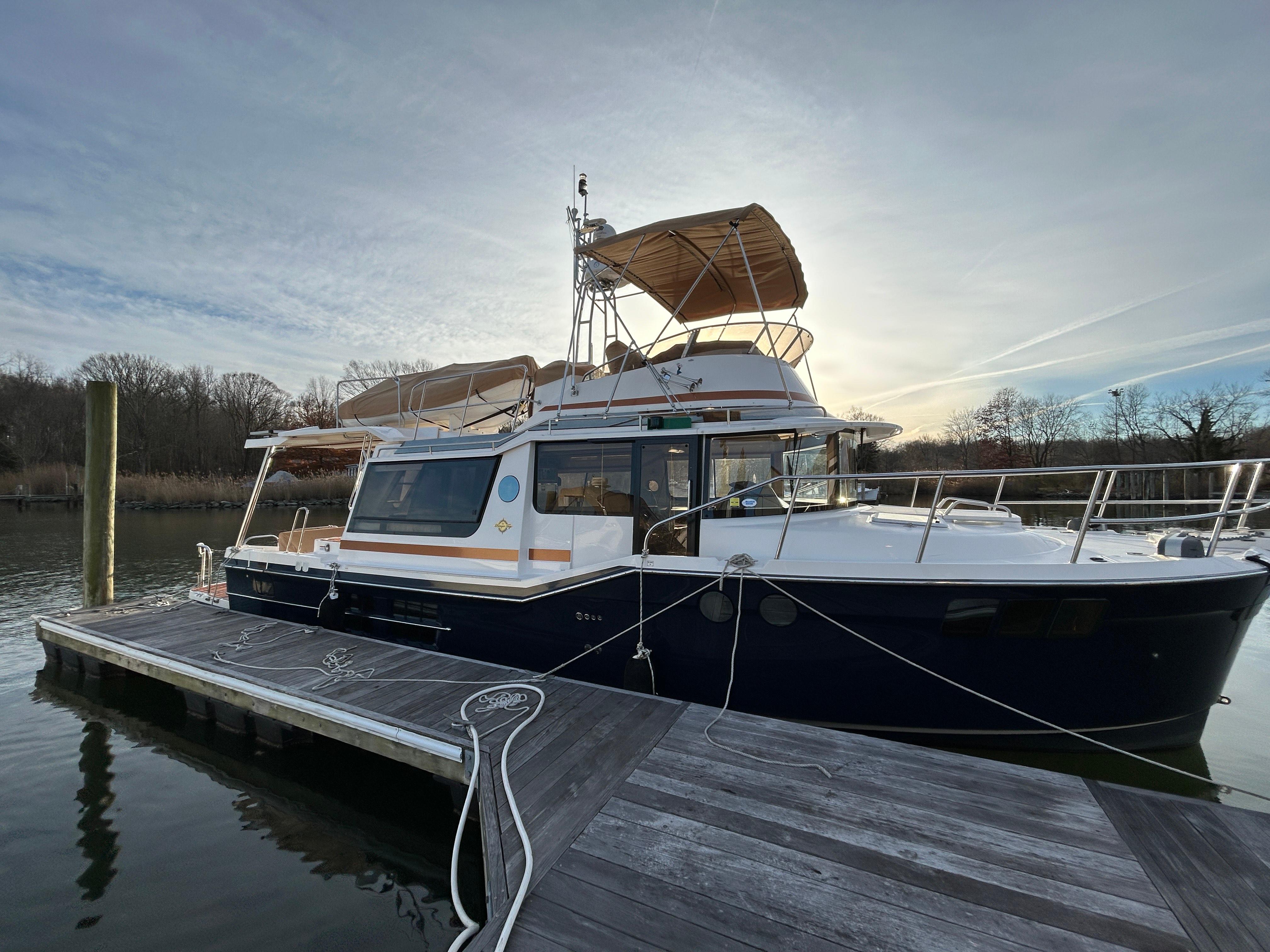 Ranger Tugs-R-43 CB 2023 -MD-US-2023 Ranger Tugs R-43 CB docked, showcasing sleek design and modern features.-9675096