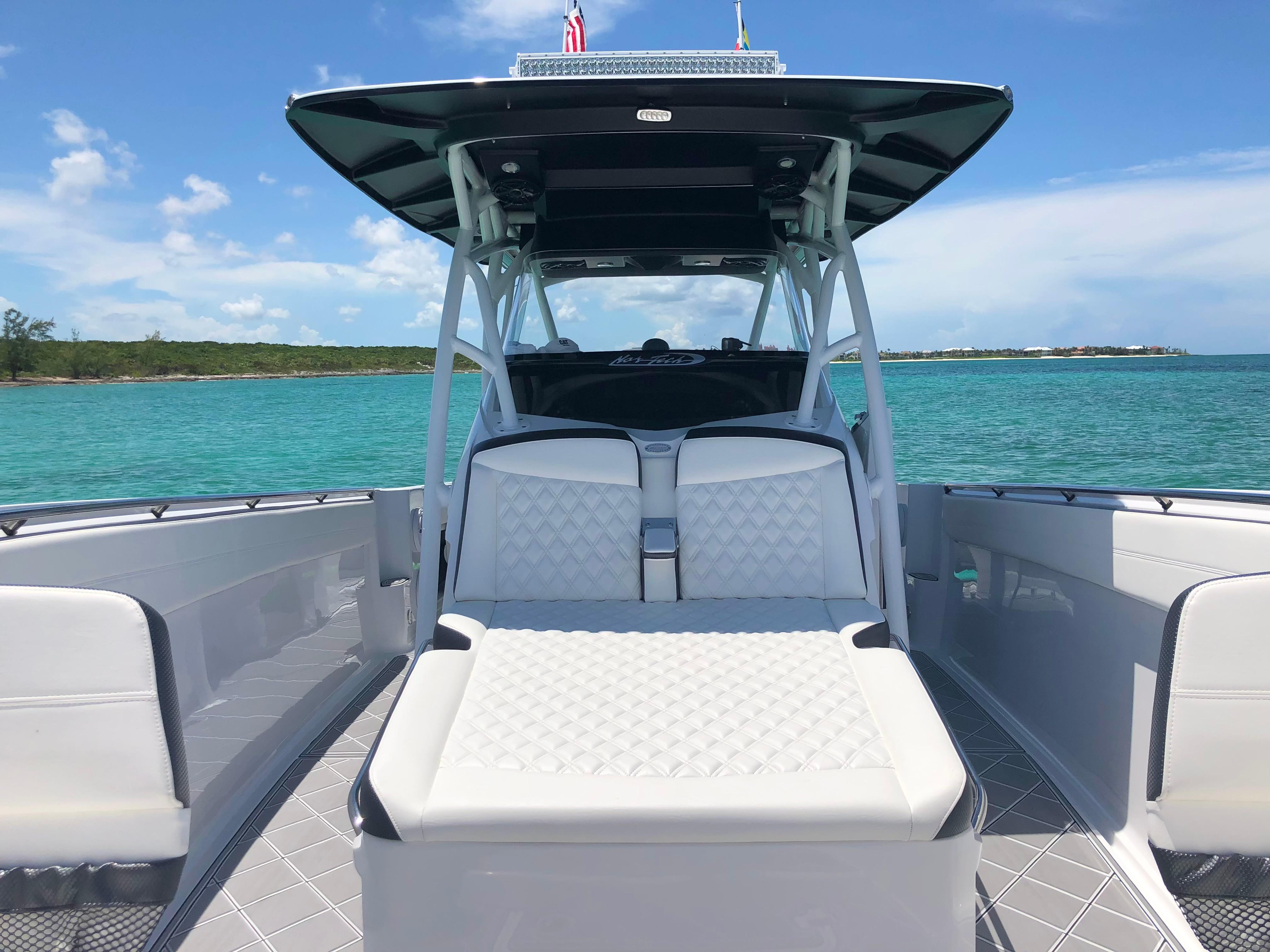 2019-nor-tech-390-sport-center-console-power-9695098-20250228064109562-1_XLARGE